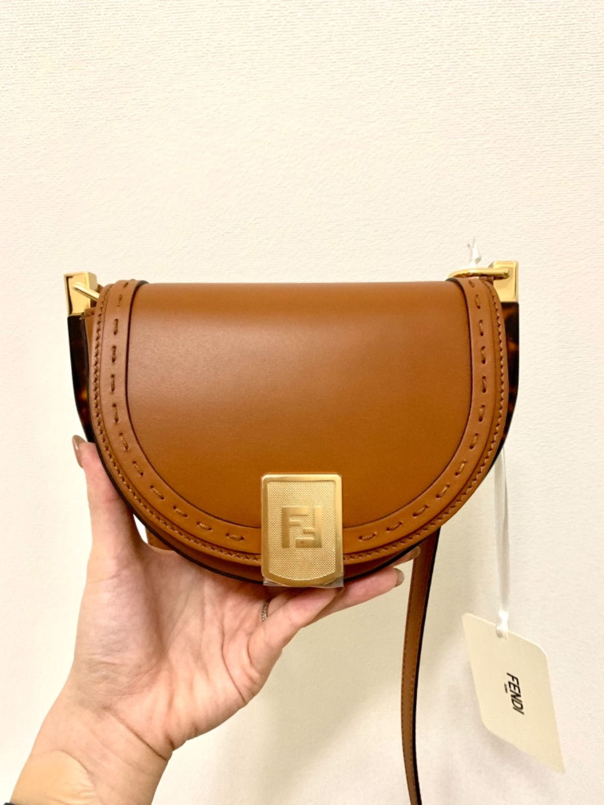 ★送料込★FENDI ムーンライト ショルダーバッグ カーフレザー 楽天市場】フェンディ 斜め掛けショルダーバッグ MOONLIGHT