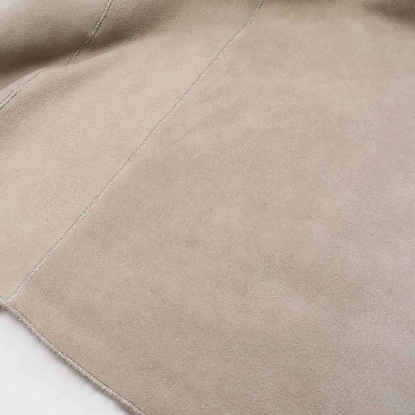 ベージュ その他