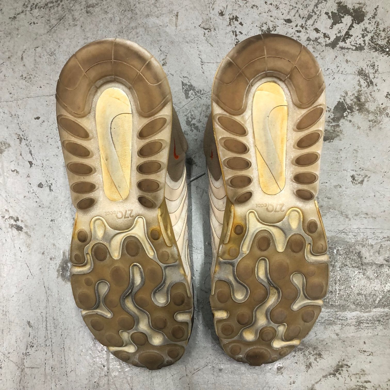 国内正規 Travis Scott Nike Air Max 270 Cactus Trails CT2864-200 
