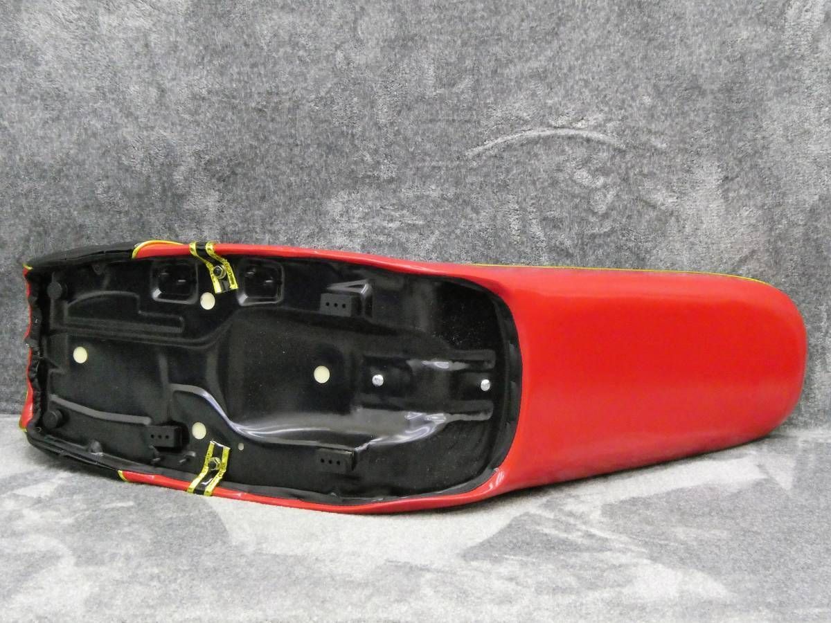 へっぽこ社長 外装