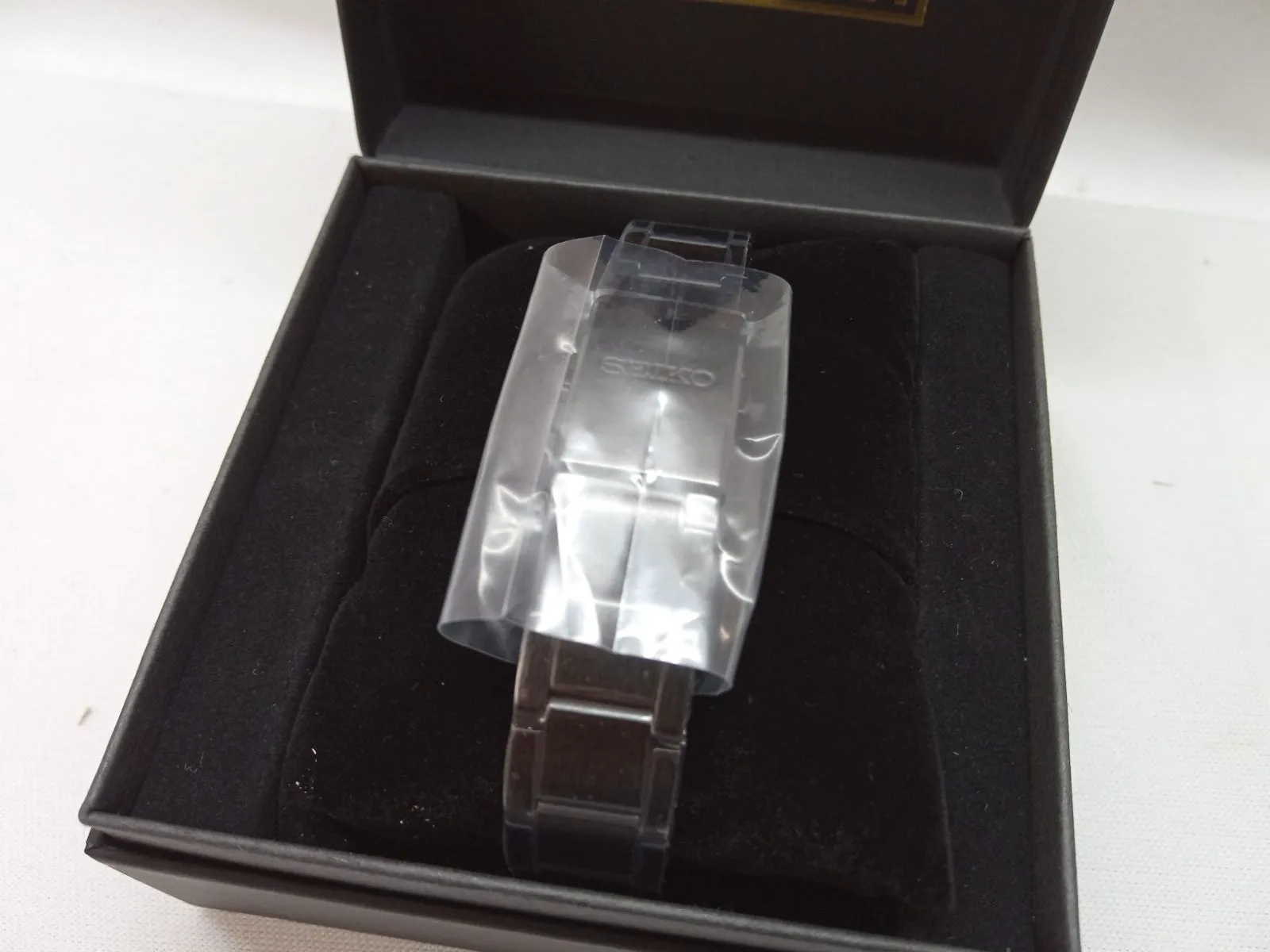 中古】【美品】SEIKO ｷﾝ肉ﾏﾝ40周年記念ﾓﾃﾞﾙｿﾙｼﾞｬｰﾁｰﾑ 155/300