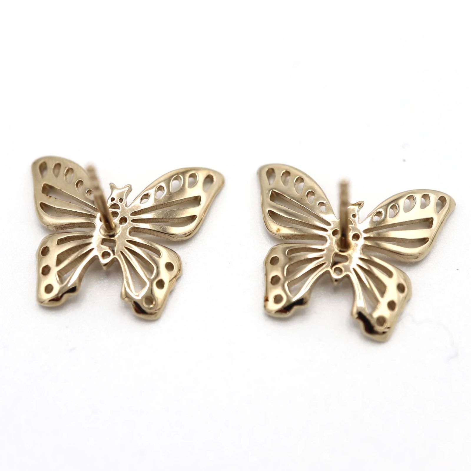 Christian Dior ピアス　トライバル　パール　バタフライ　蝶々 Christian Dior ディオール ピアス 蝶 バタフライ フェイクパール