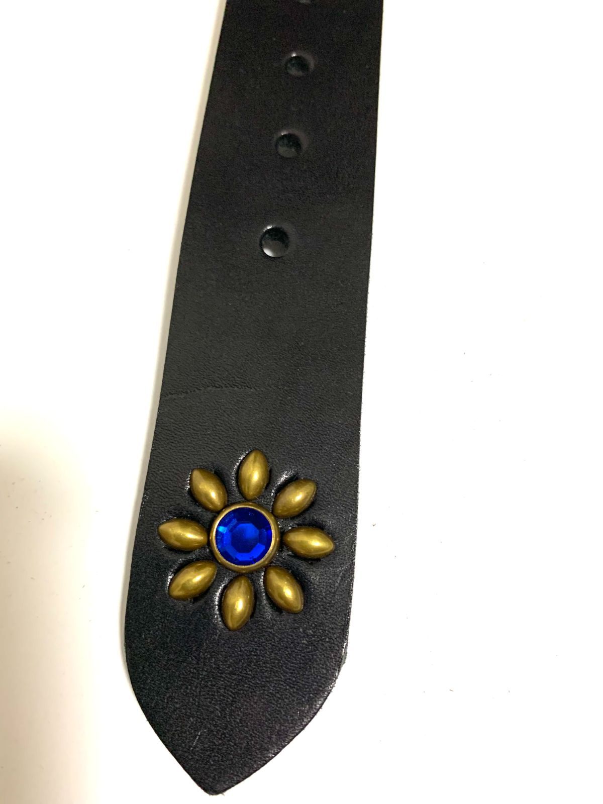 栃木レザー フラワー型スタッズベルト 黒 ブルースポッツ ヴィンテージ
