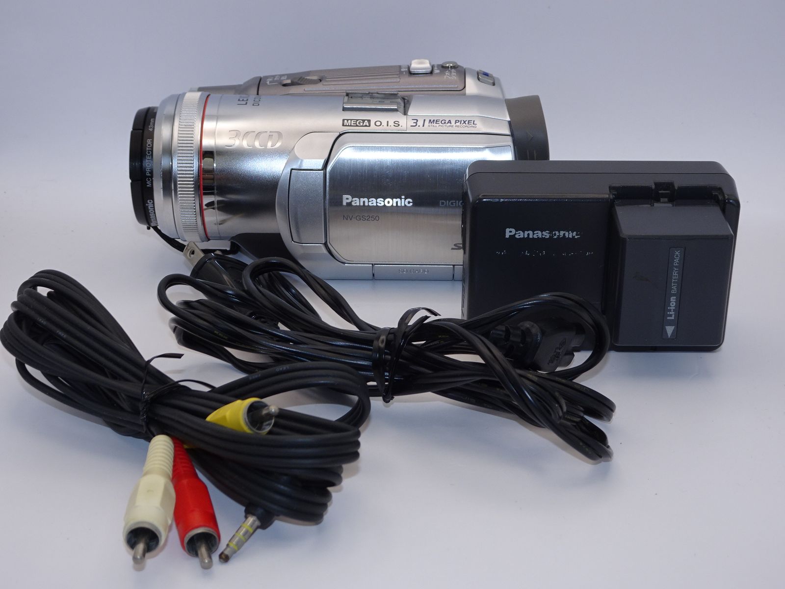 Panasonic デジタルビデオカメラ NV-GS250 - カメラ