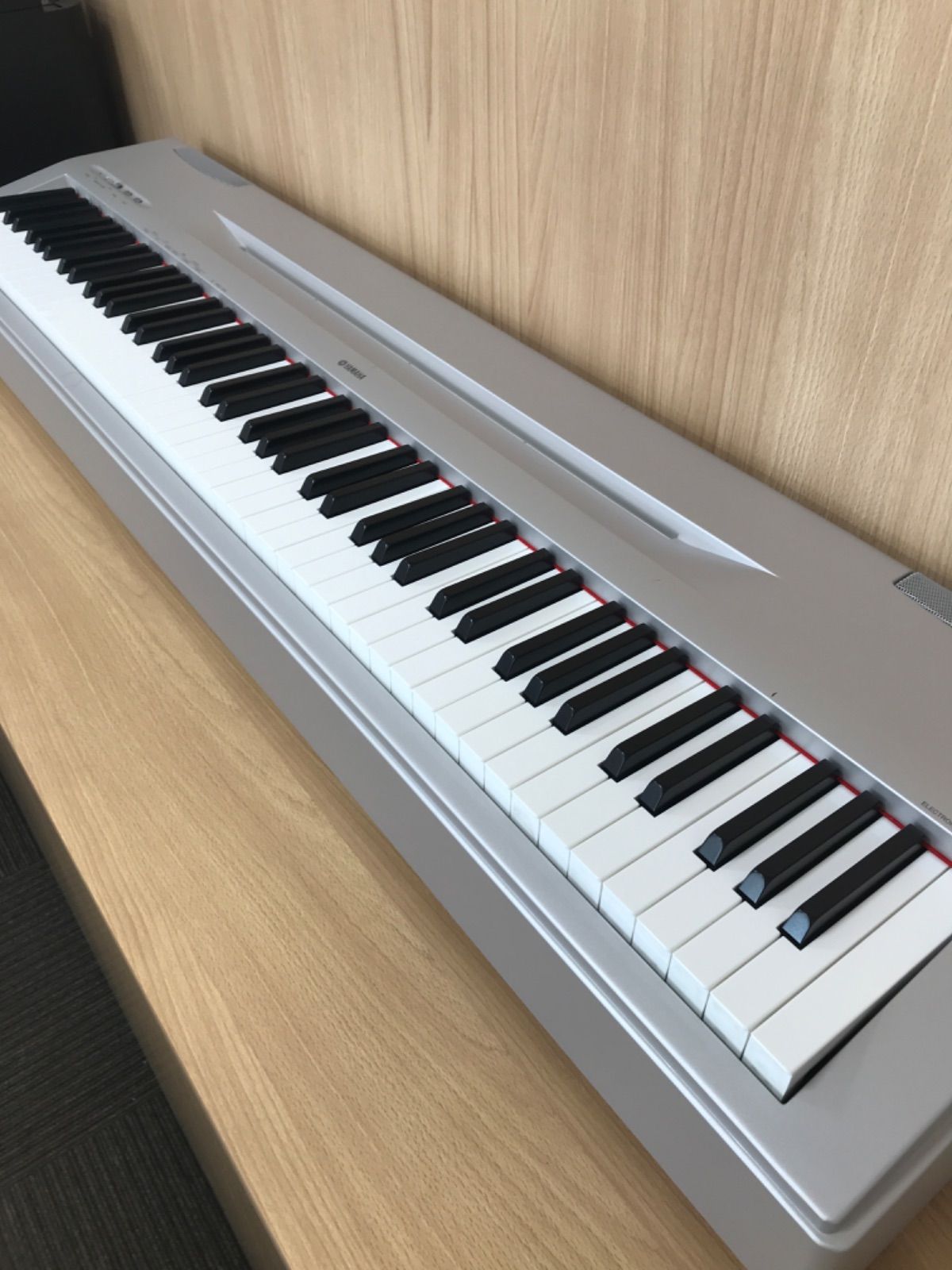 YAMAHA 電子ピアノ P-60S 88鍵盤 付属品付き - メルカリShops