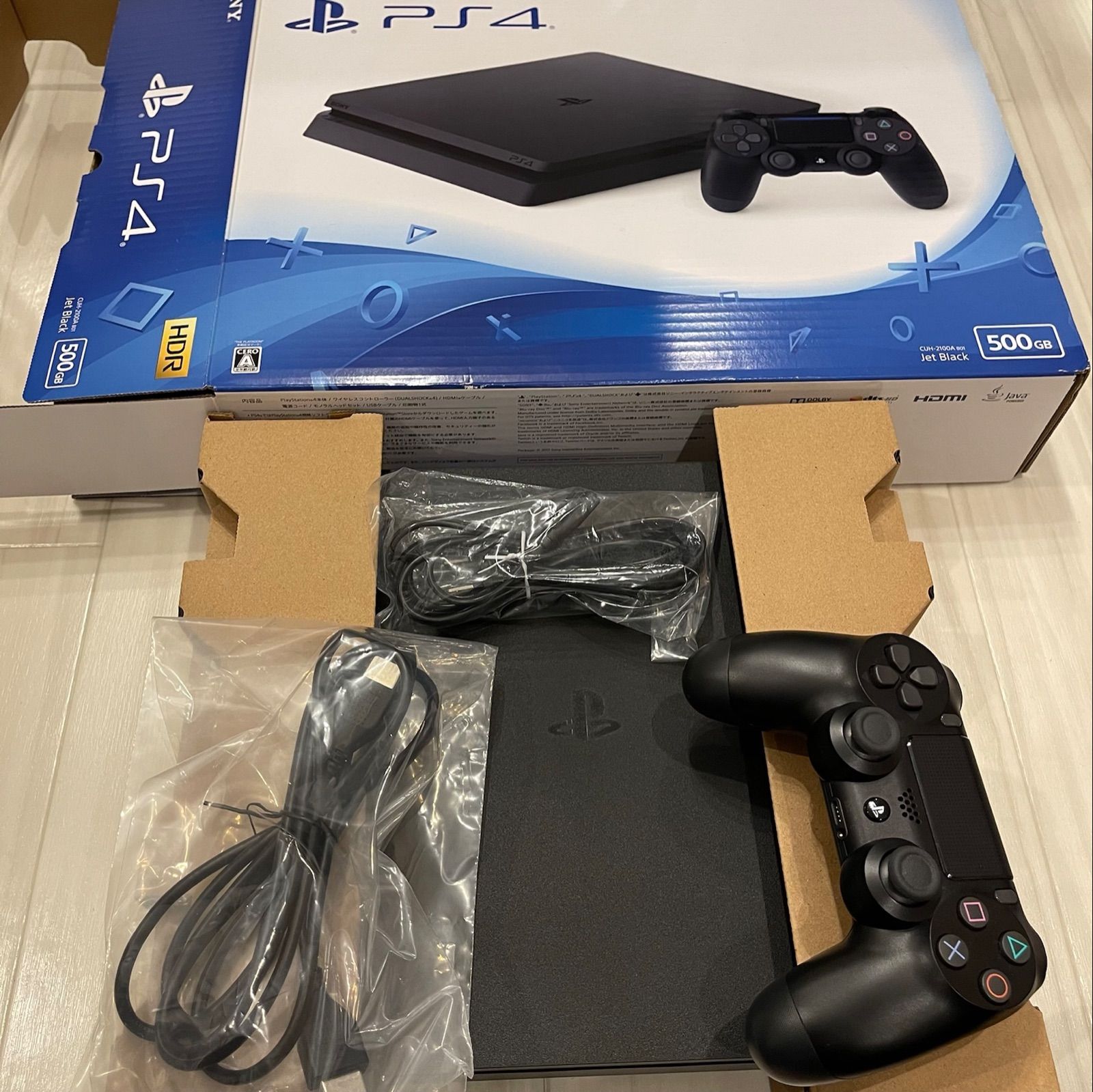 美品】CUH-2100A PS4 500GB 本体 - メルカリ