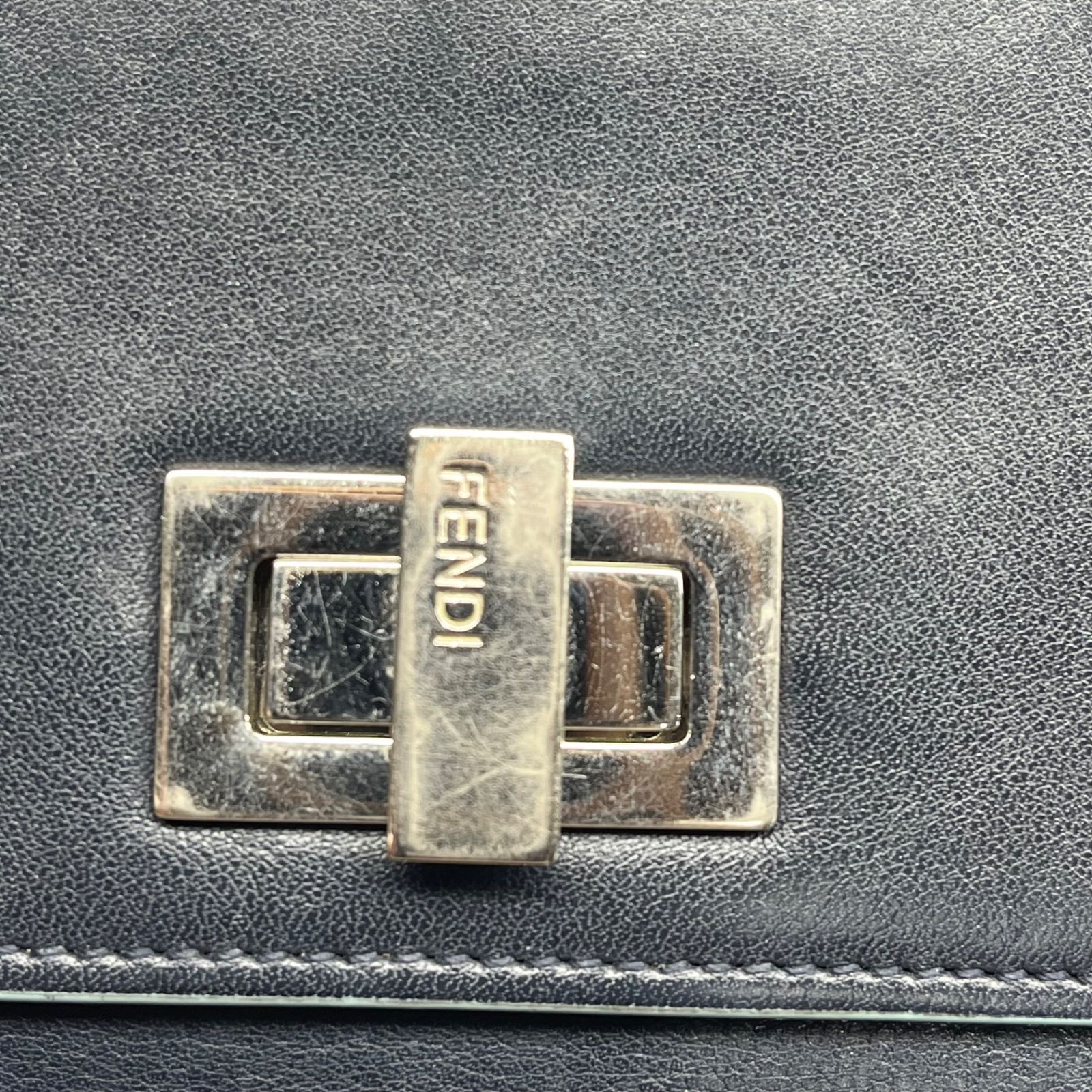 フェンディ FENDI ピーカブーコンチネンタルウォレット 三つ折り財布