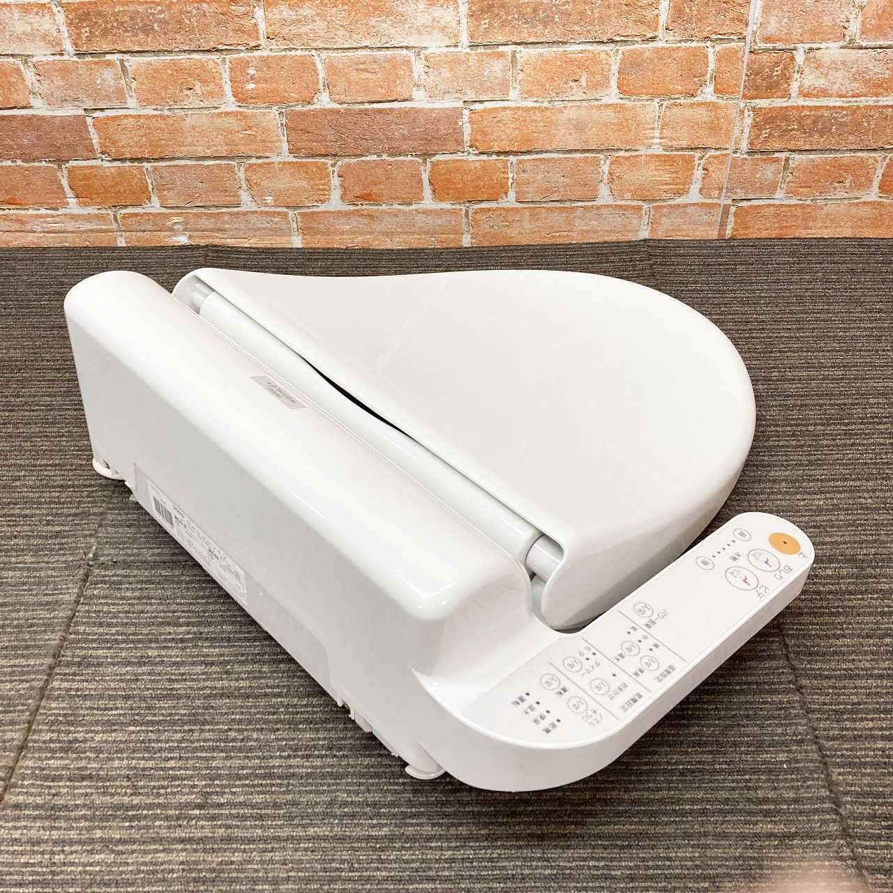 品 TOTO 電気温水便座 ウォシュレット シャワートイレ TCF2121 NW1 ホワイト 2J042402 HRDEVELOPMENT_JP