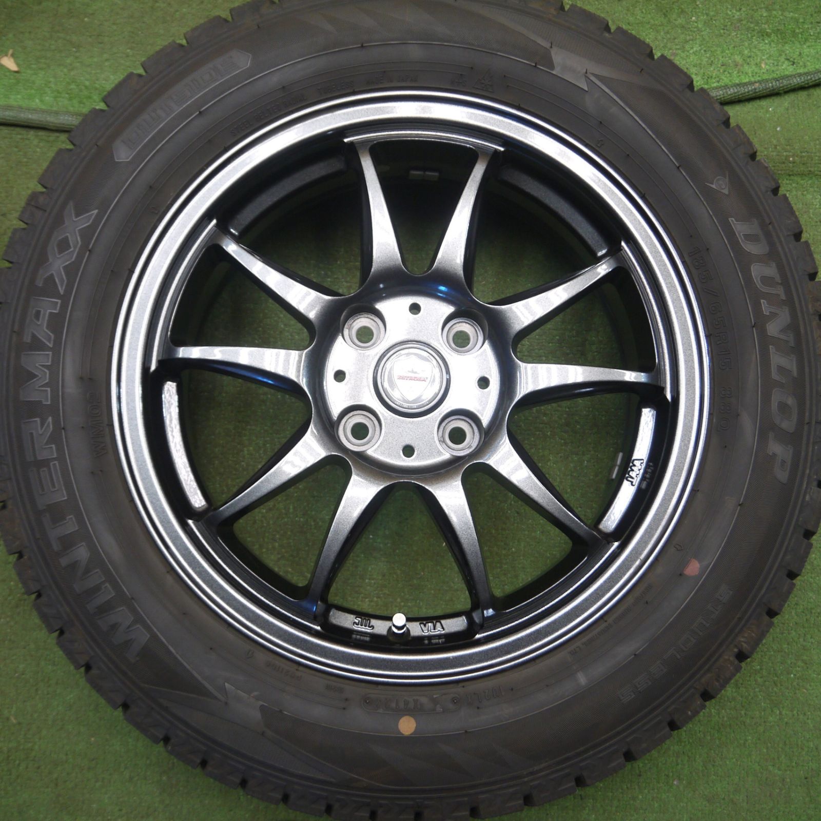 送料無料* バリ溝！23年！キレイ！ほぼ10分☆スタッドレス 185/65R15 ダンロップ ウインターマックス WM02 ESTROSA  エステローザ PCD100/4H☆4032213Hス - メルカリ