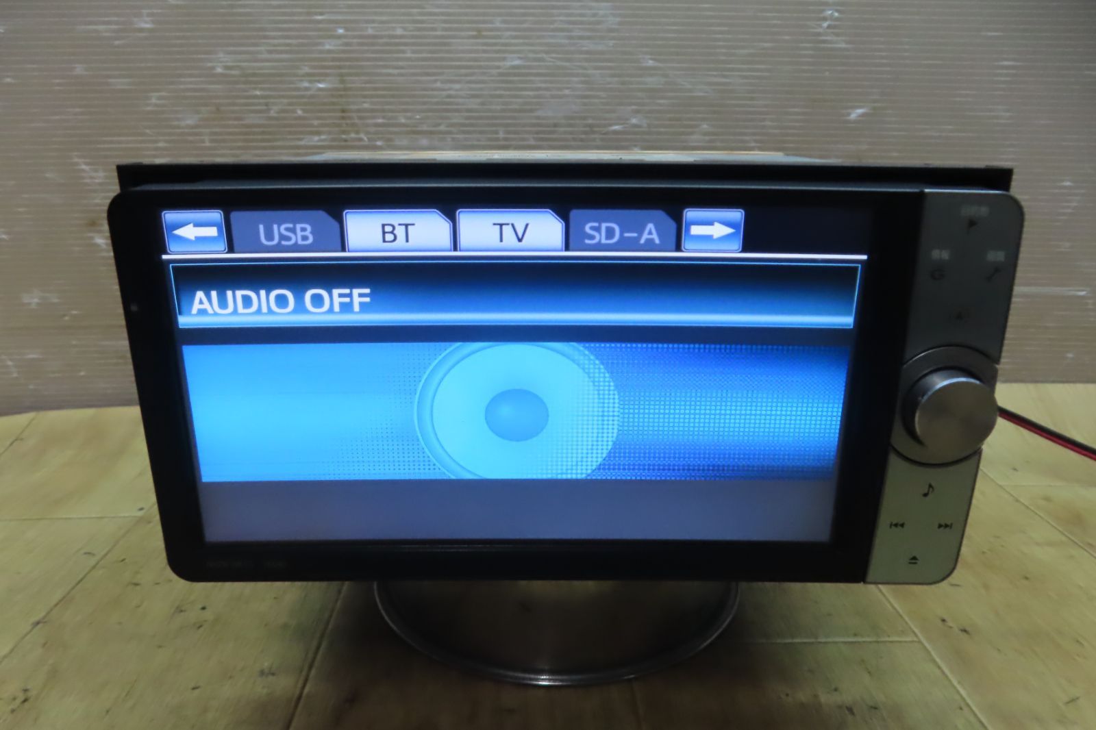 トヨタ純正ナビ　NHZN-W61G　76048　中古品　動作確認済 トヨタ純正ナビ NHZN-W61G 76048 中古品 動作確認済オン