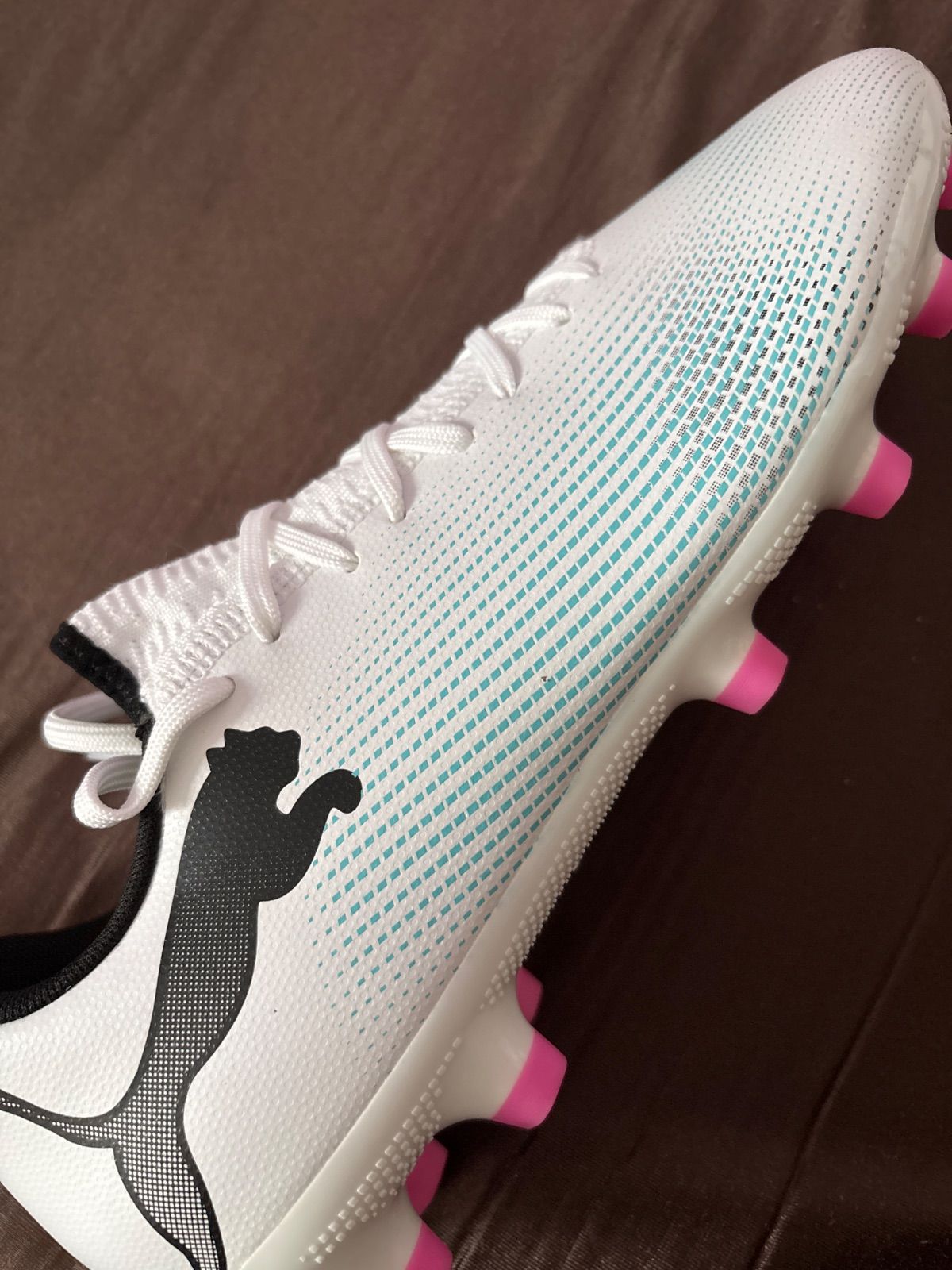 新品】プーマ フューチャー7 プレイ HG JR 27.5cm 白 ピンク プーマ