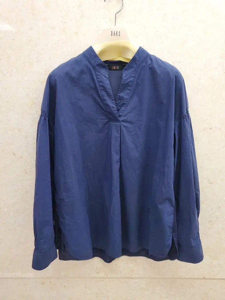 未使用品 ダックス DAKS 半袖 シャツ ブラウス 13R 青系 ブルー 総柄 ボタン サイドスリット 透け感 タグ付 レディース 2025年最新】ダックスブラウスの人気アイテム - メルカリ