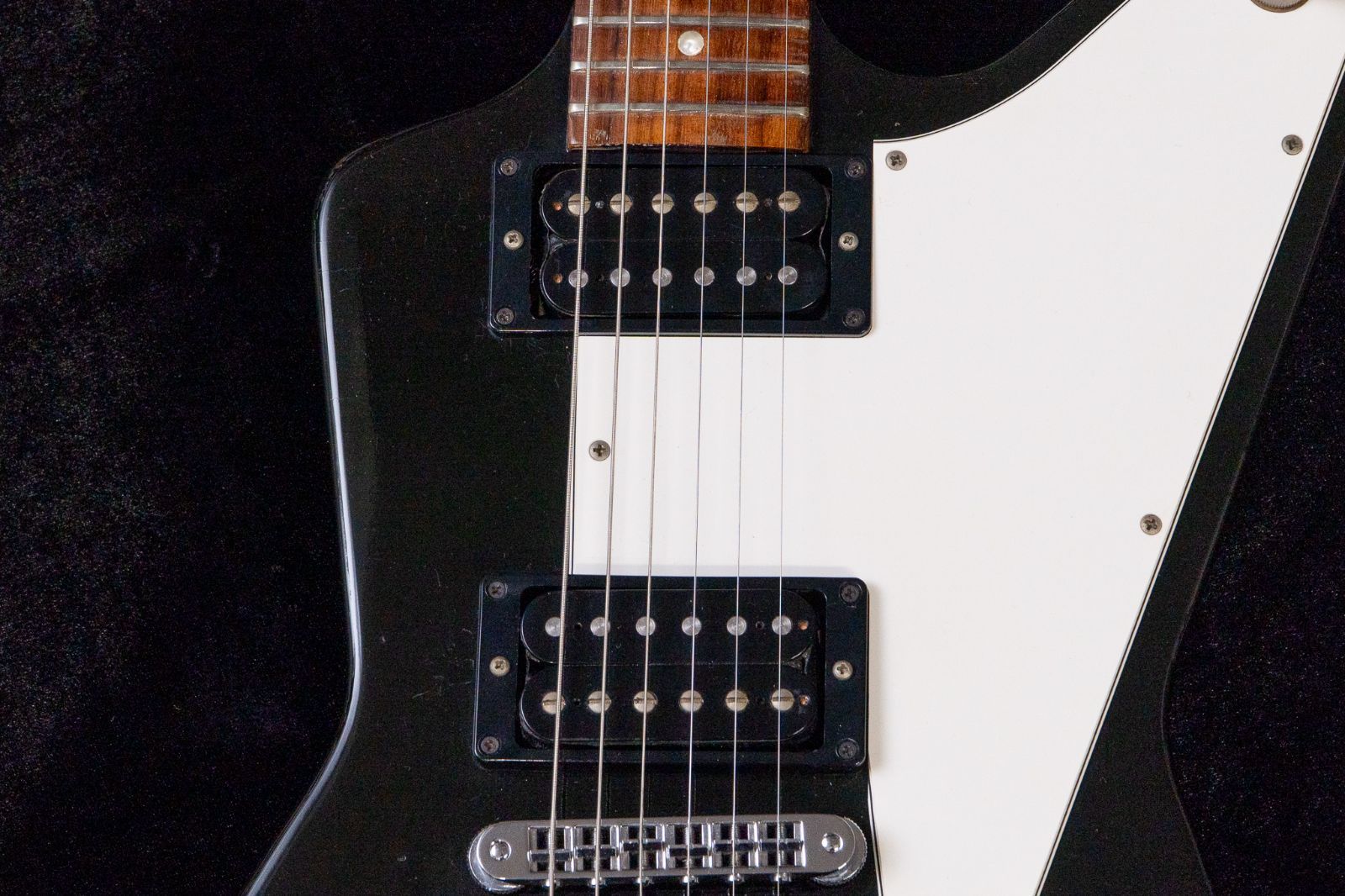 Gibson |