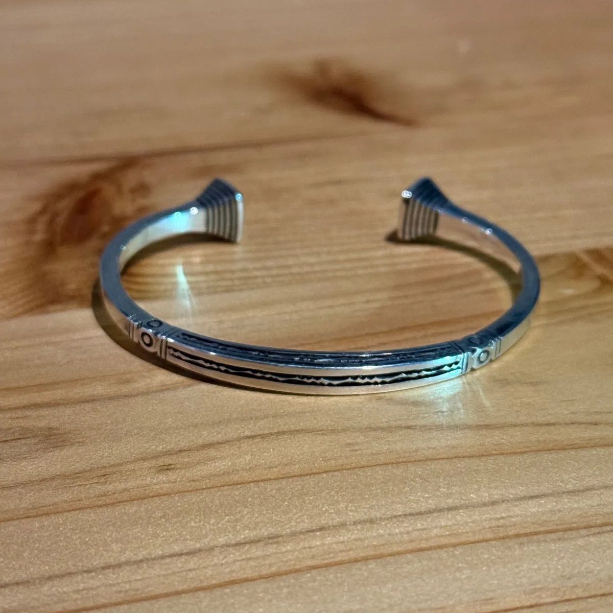 12月発送予定】トゥアレグシルバー / バングル / 伝統的な手作り