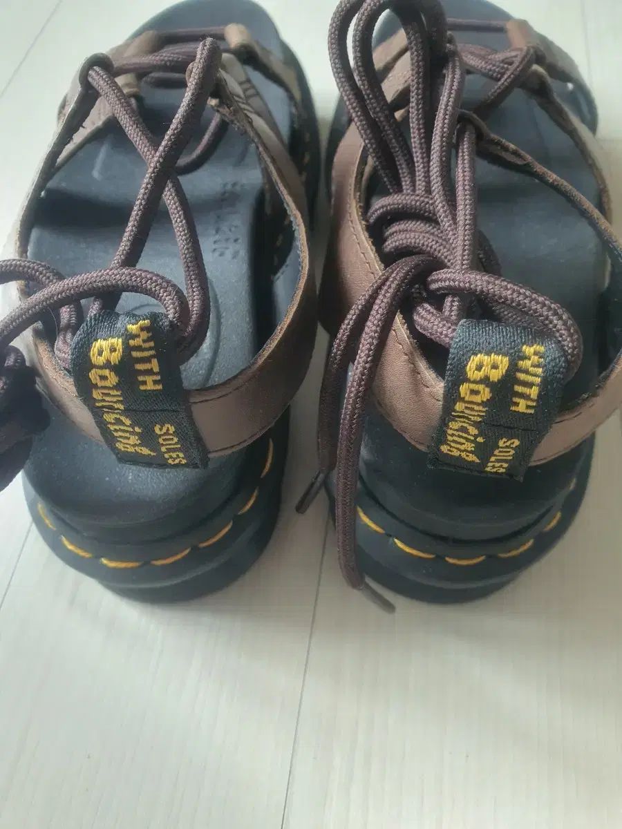 MARTENS