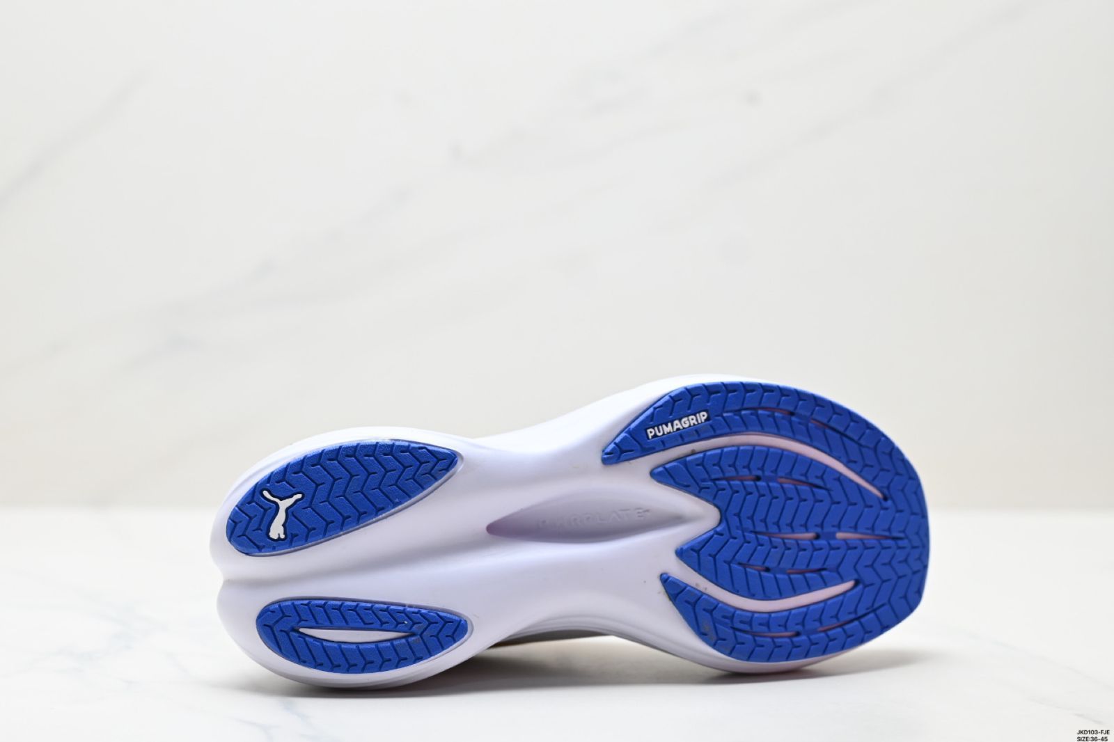 プーマ デビエイト