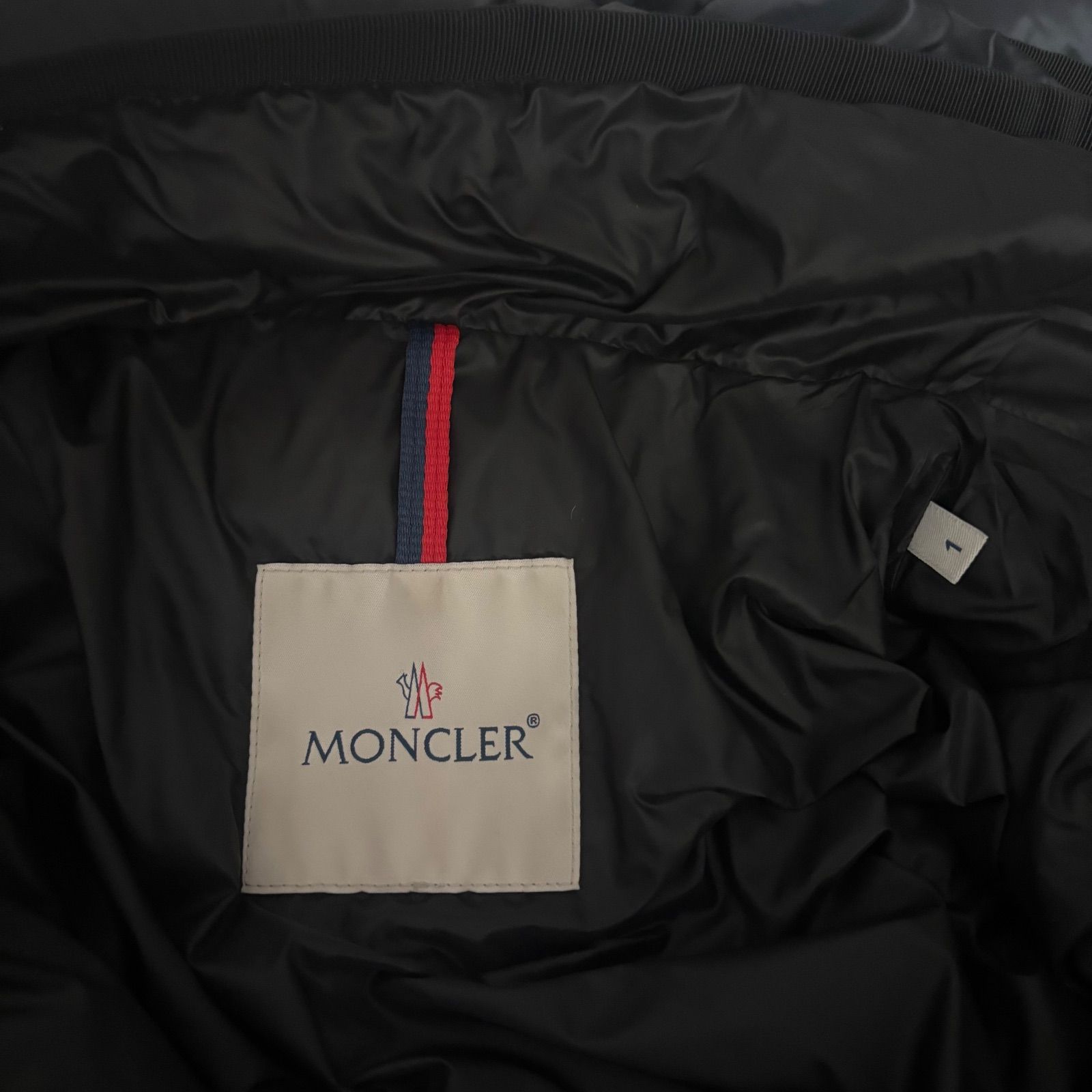MONCLER/モンクレール】定番モデルの''エルミン''ダウンコート