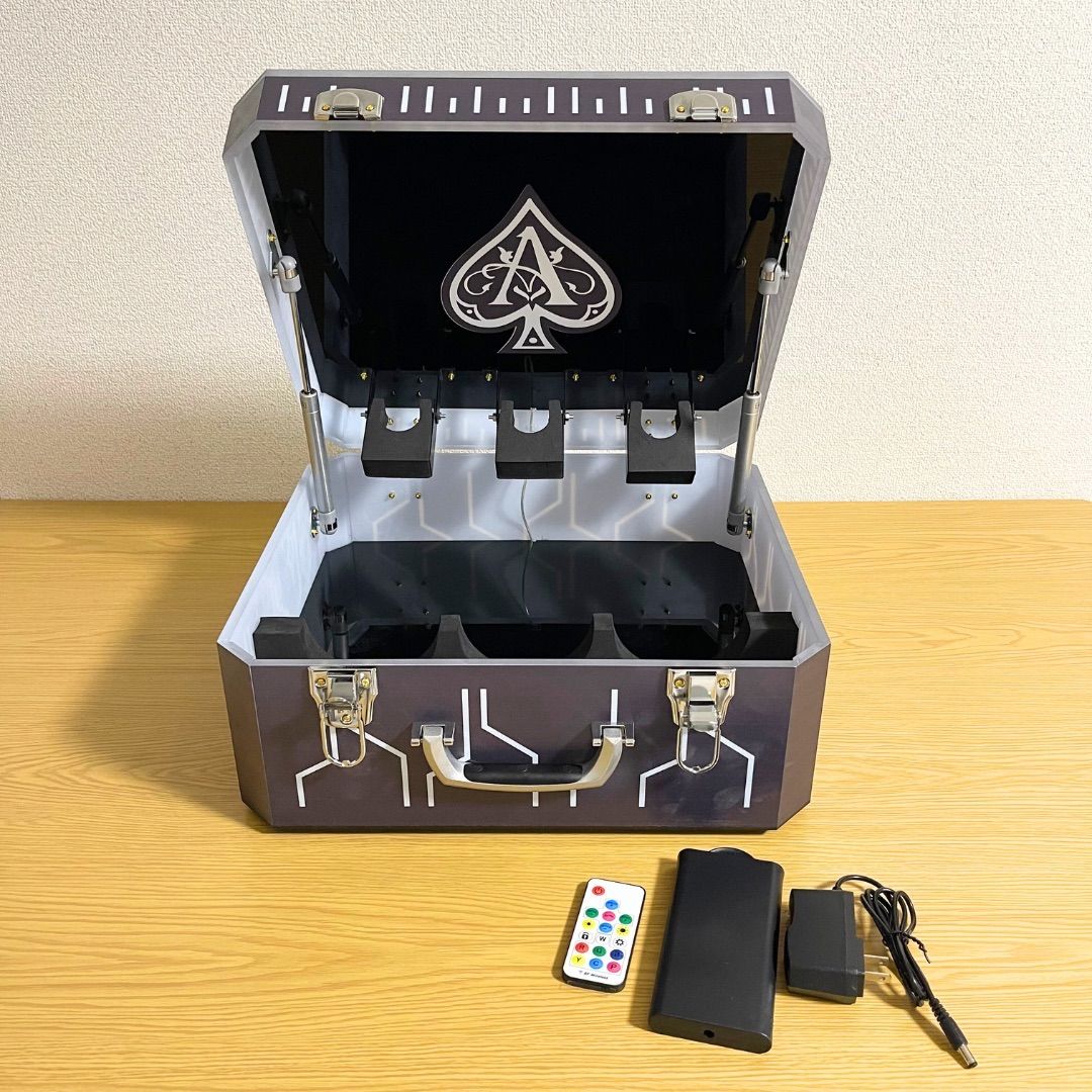 24時間以内発送】アルマンドロゴ入り LED アタッシュケース