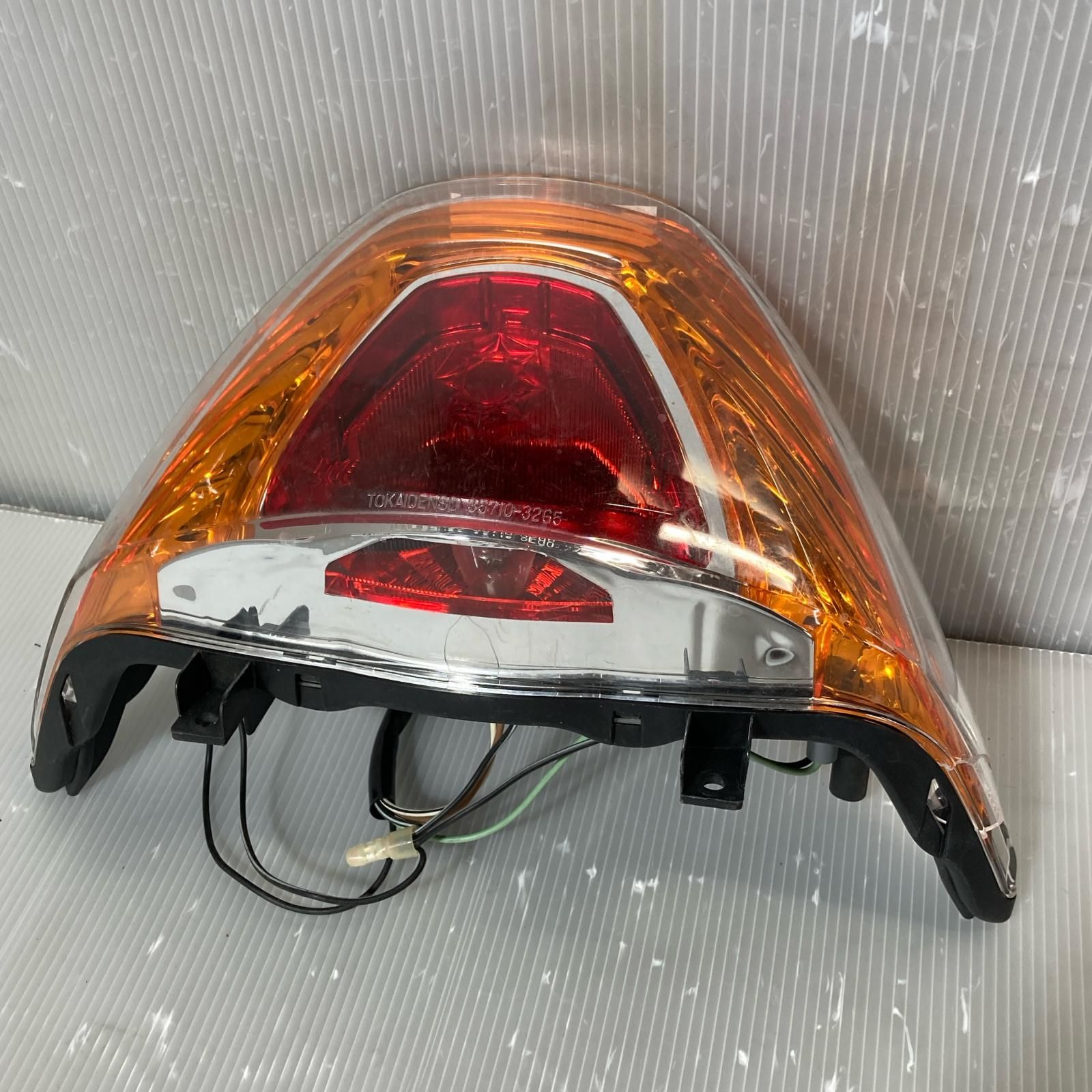 レオナールスポーツフード付きジャンパー