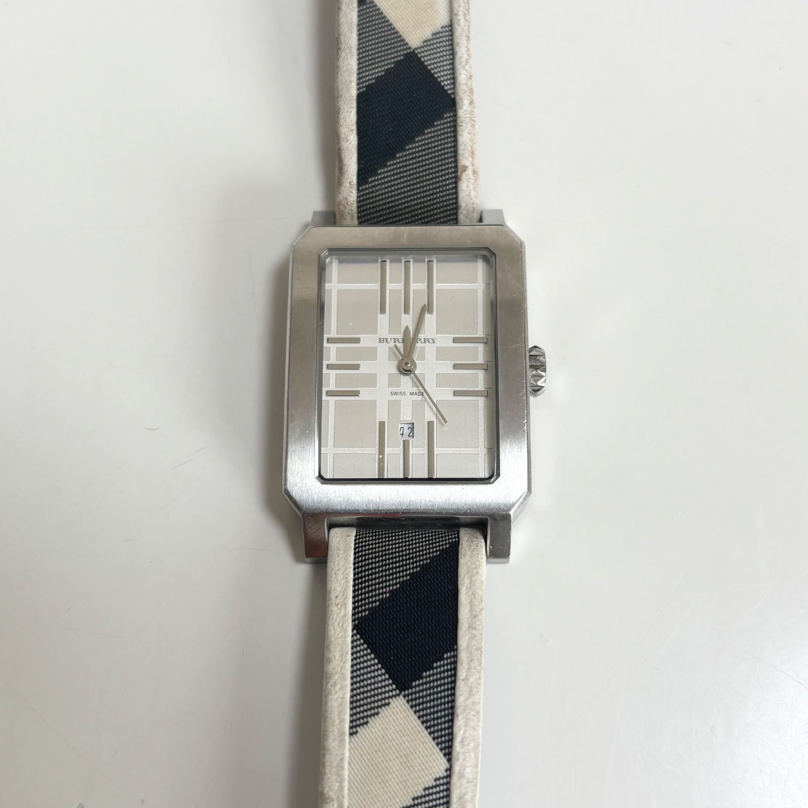 【新品電池】BURBERRY バーバリー　未使用　アナログ　腕時計 シルバー BURBERRY - 【電池交換済み】BURBERRY バーバリー BU1551 腕時計