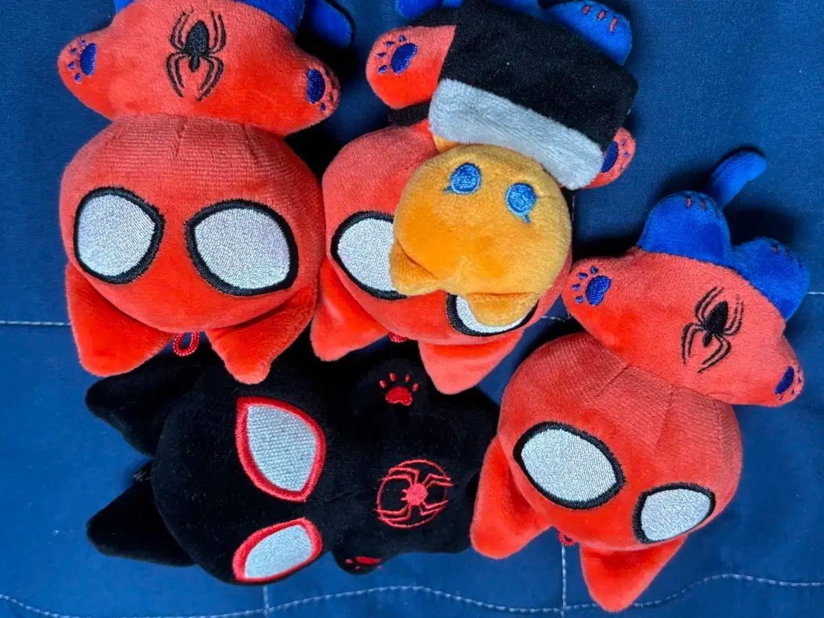 スパイダーティーン 人形