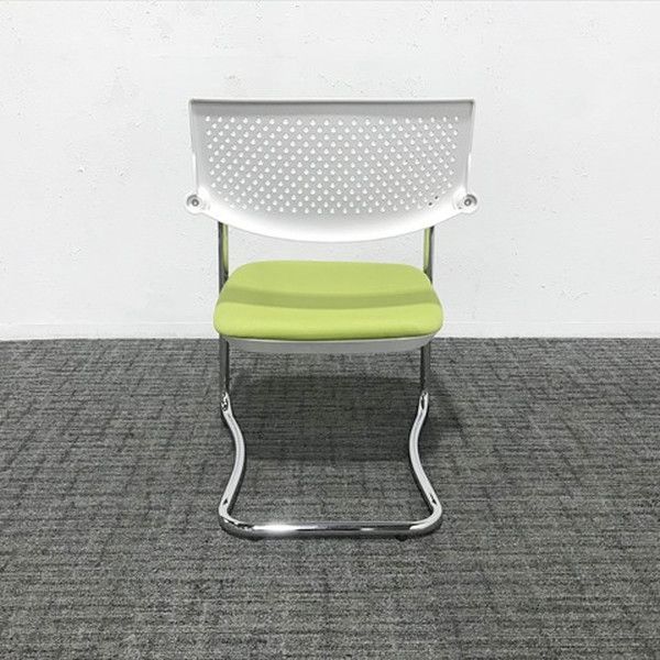 スタッキングチェア 2脚セット 肘付 ザーマス2 ホワイト グリーン MARWIL-DEMENAGEMENTS_CH