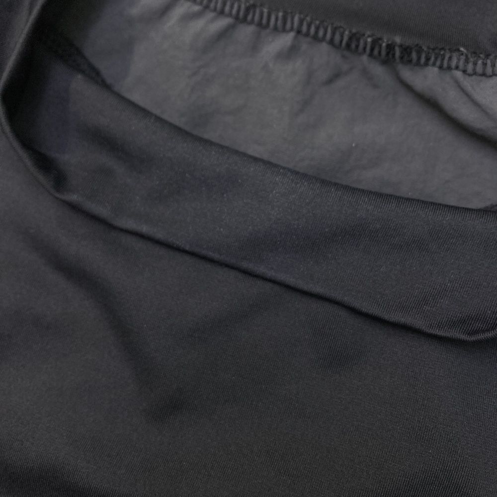サイズ：ML STCH SEVENTYTWO CLUBHOUSE ×ANTIQUA GOLF ナイロン切替 ハイネック 長袖Tシャツ  ブラック系 [240101486885] ゴルフウェア メンズ ストスト サイズ：ML STCH SEVENTYTWO CLUBHOUSE ×ANTIQUA GOLF ナイロン