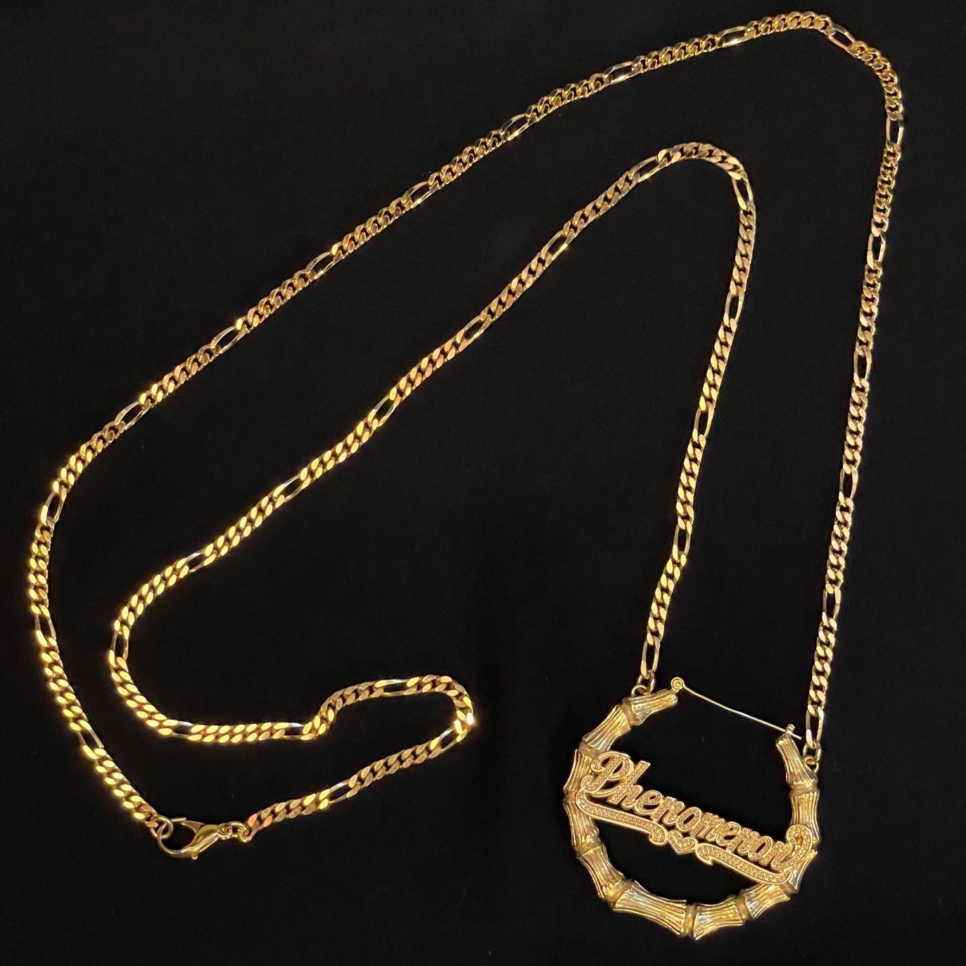 名作 PHENOMENON ピアス型ペンダントヘッド付きネックレス ゴールド