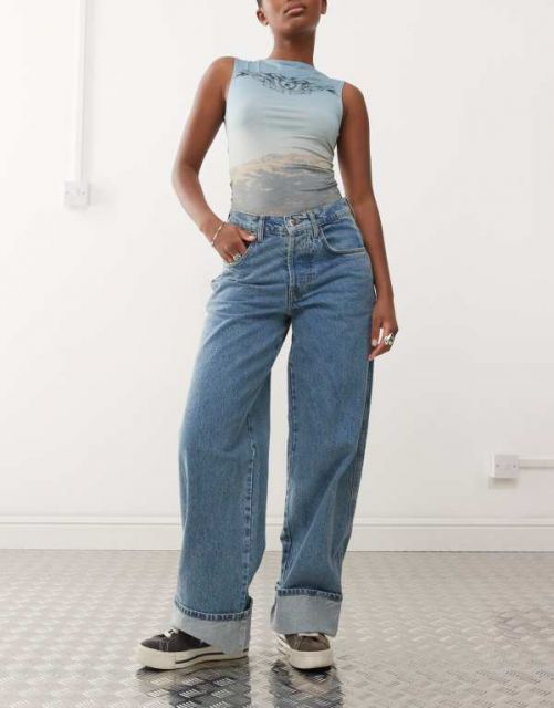 【送料無料】 コルージョン レディース デニムパンツ ボトムス COLLUSION X002 baggy jeans with cuffed hems in midwash Mid Wash