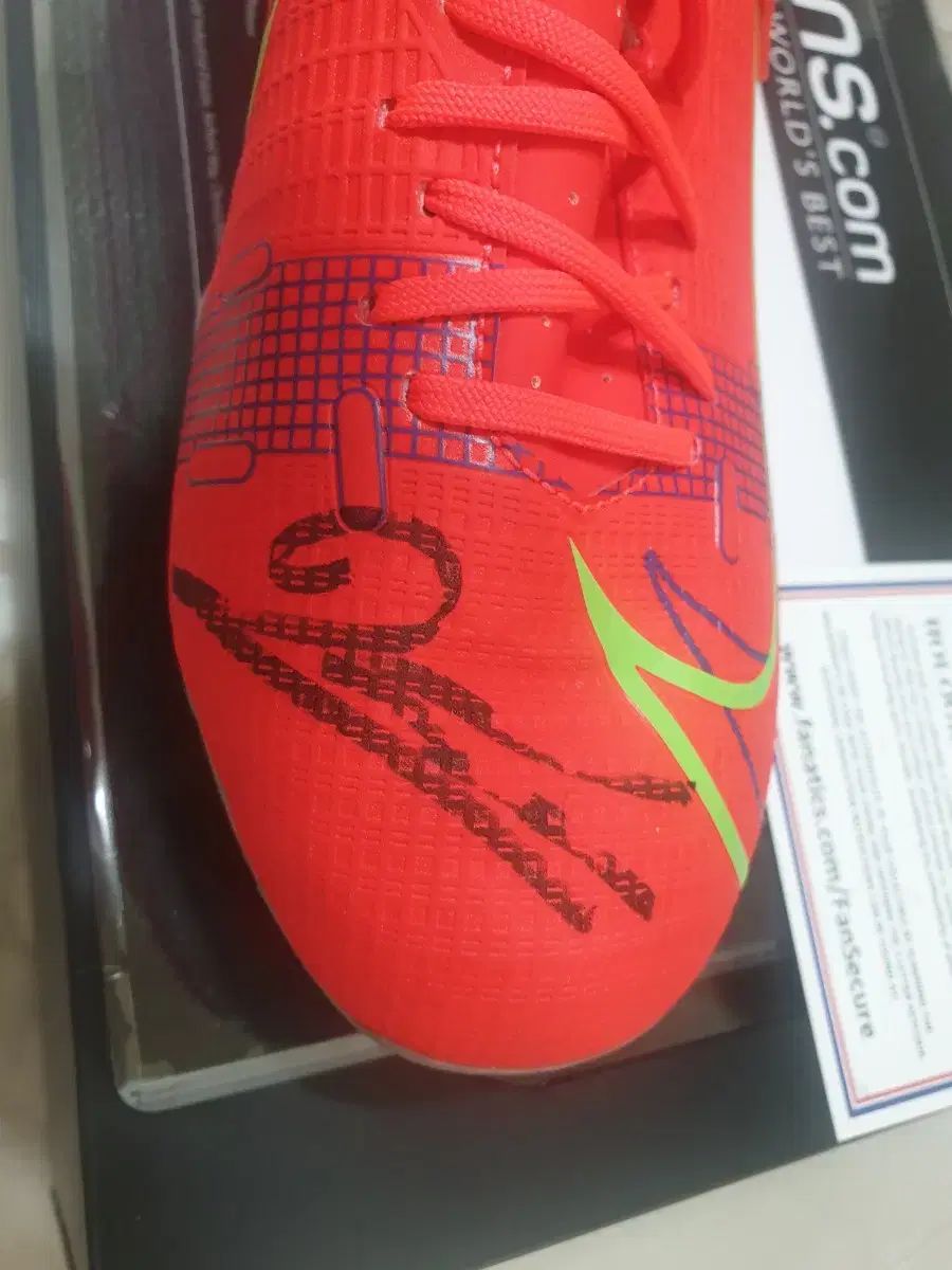 ビンテージ レヴァンドフスキ アイコン|ファナティックス|ベケット 検証 直筆サイン ナイキサッカーシューズ 当店の新品大セール！