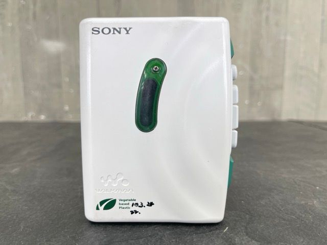 ソニー ウォークマン カセットプレーヤー 【中古】 SONY WM-FX202 通電
