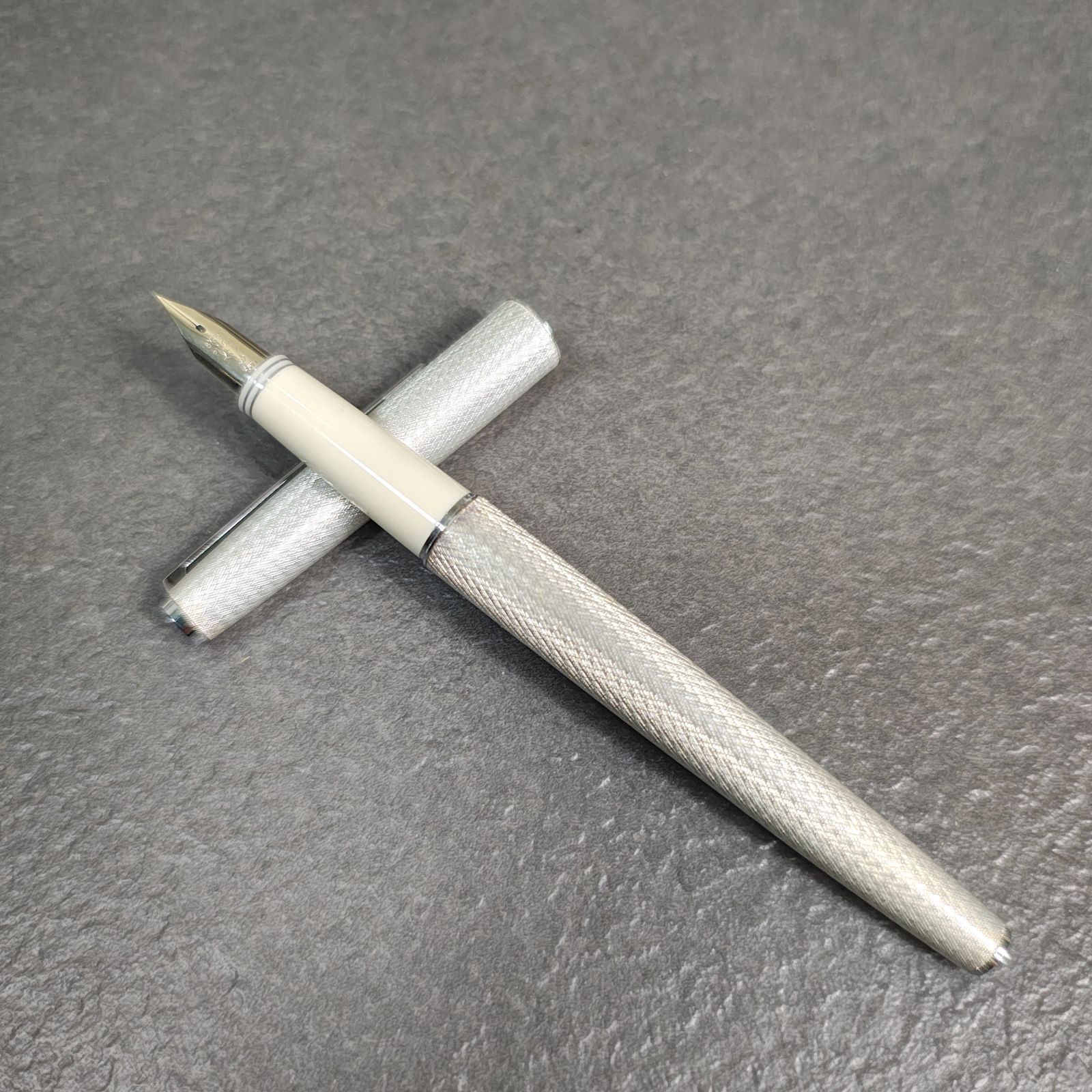 PILOT 18k WG 万年筆 絶版 パイロット Vintage ヴィンテージ シルバー