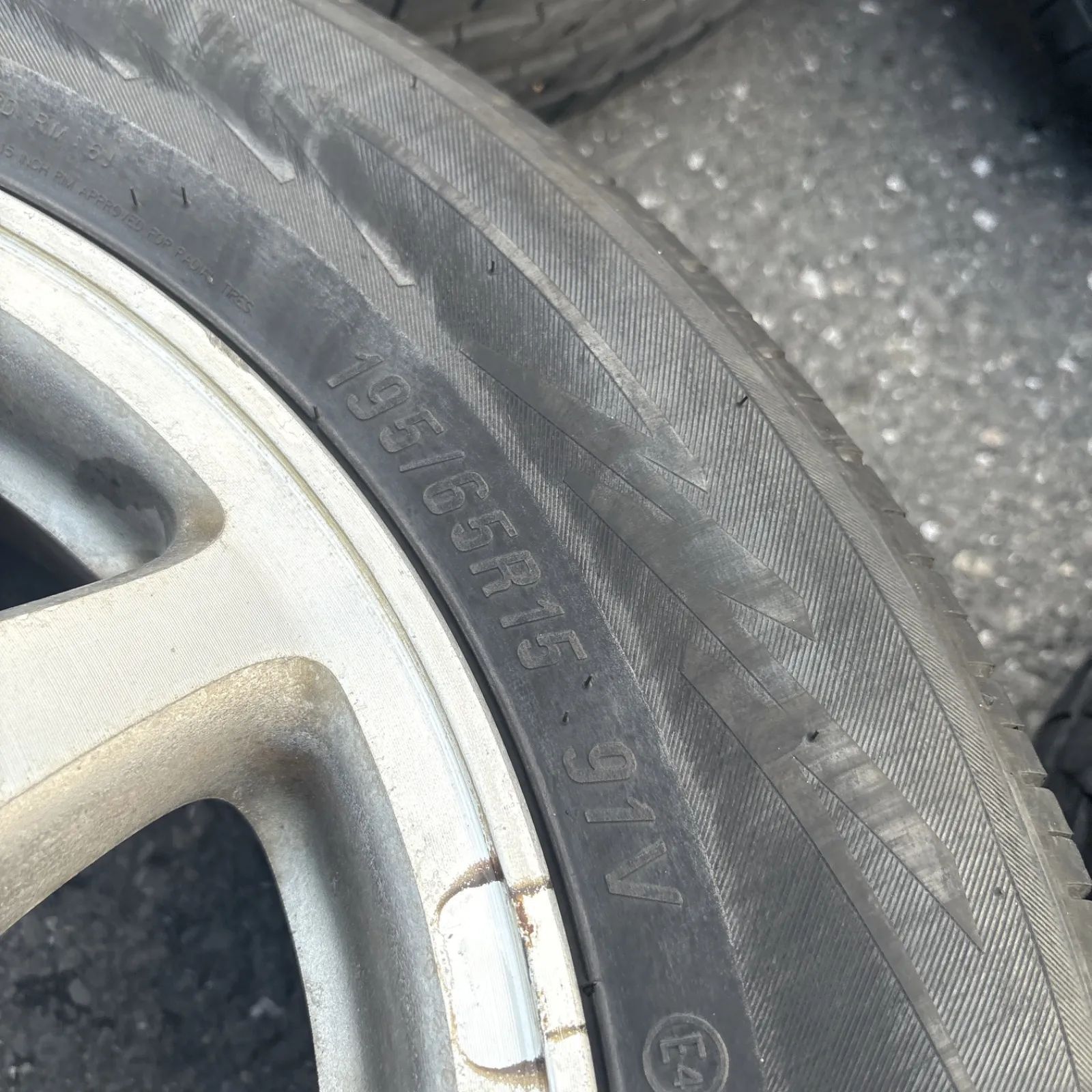 195 65R15
