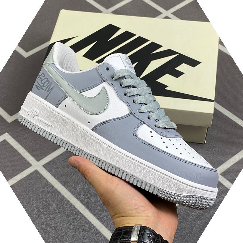 本日の新品は未使用です Nike Air Force 1 High#0 並行輸入品【FJ4146-111】