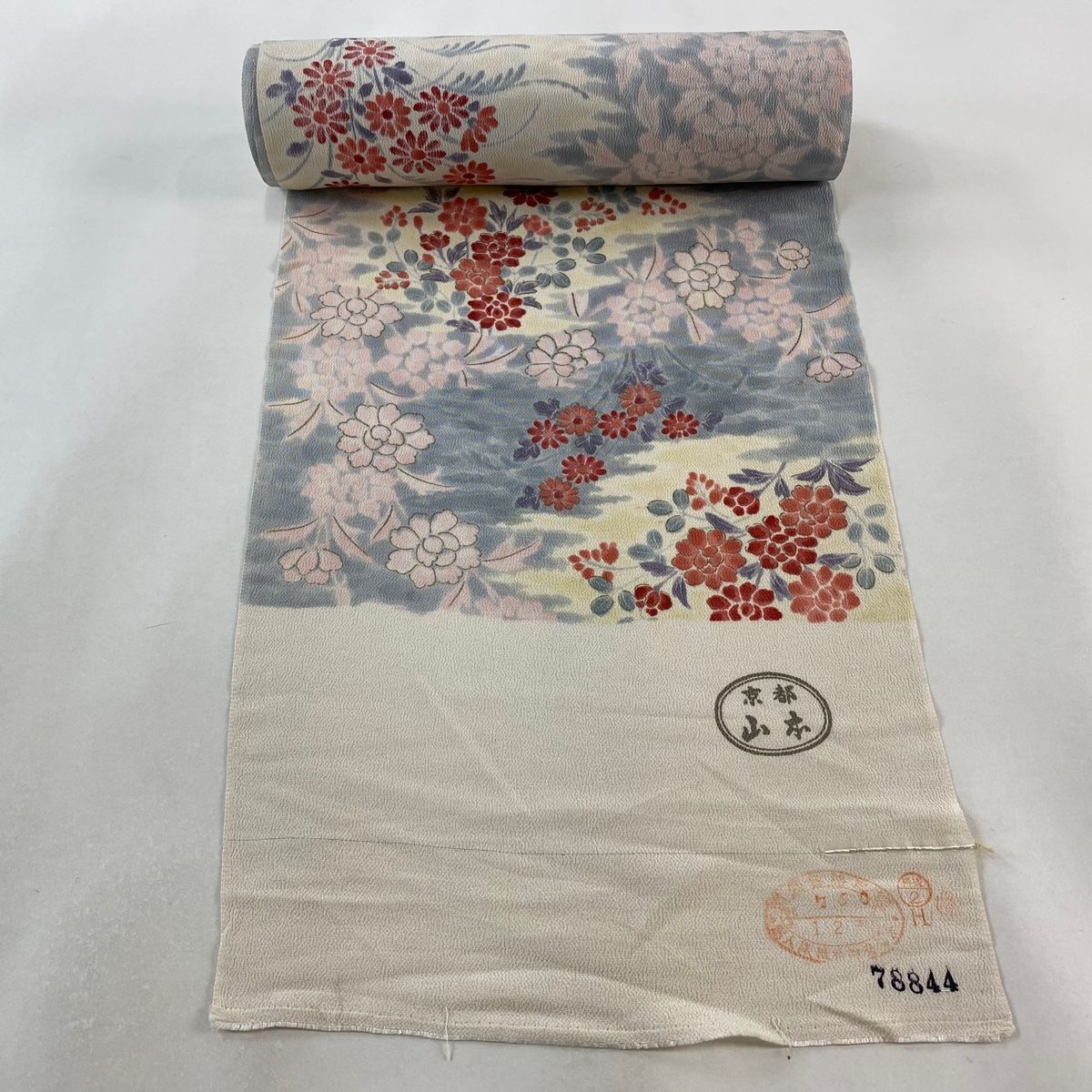 反物 秀品 小紋 草花 霞 縮緬 灰色 正絹
