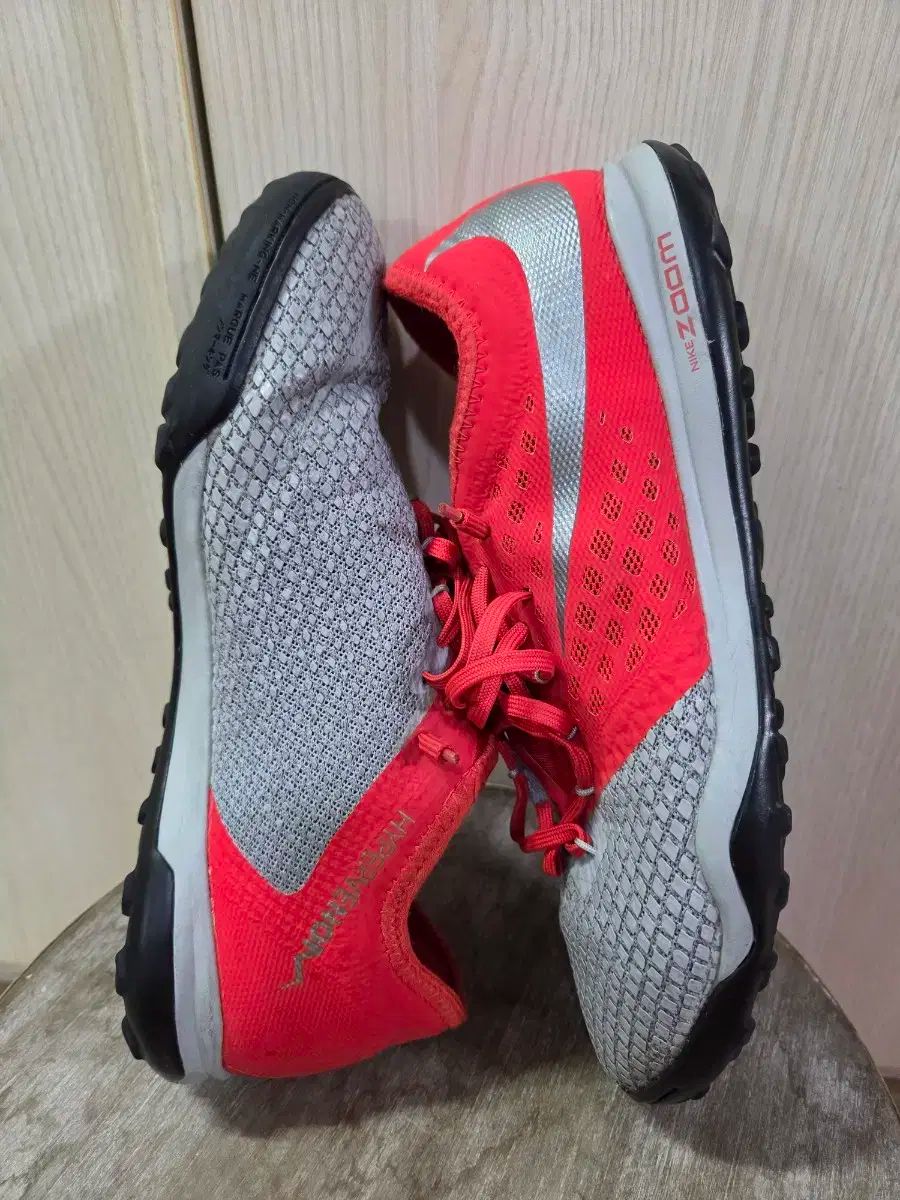 NIKE(ナイキ) ハイパーヴェノム x フィナーレ 2 tf 265 サイズ