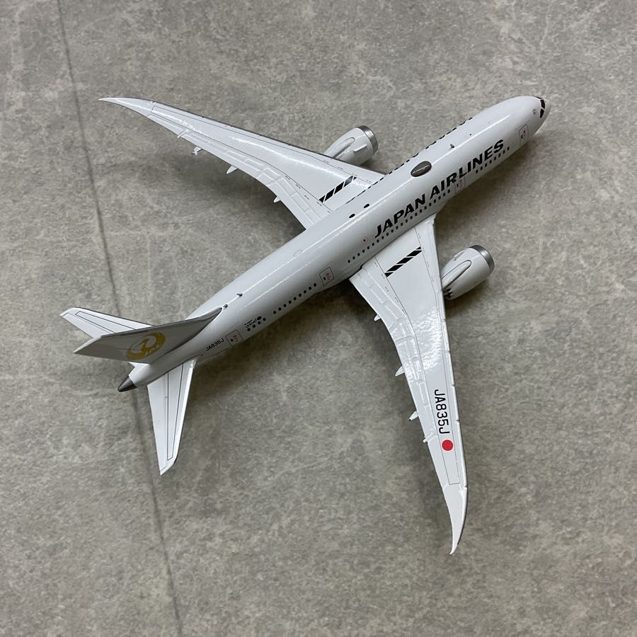 787-8