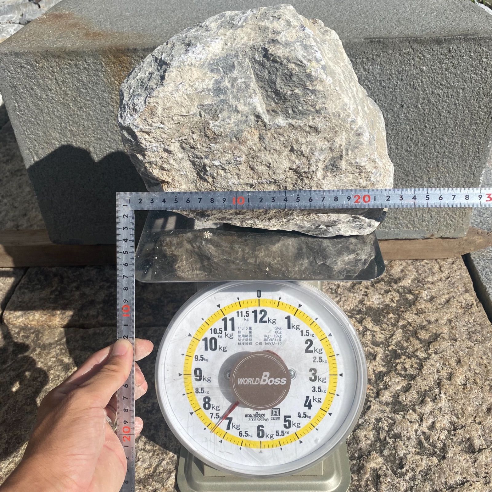 ホワイトロック 25kg 割栗石 ロックガーデン ドライガーデン み ホワイトロック 25kg 割栗石 ロックガーデン ドライガーデン み