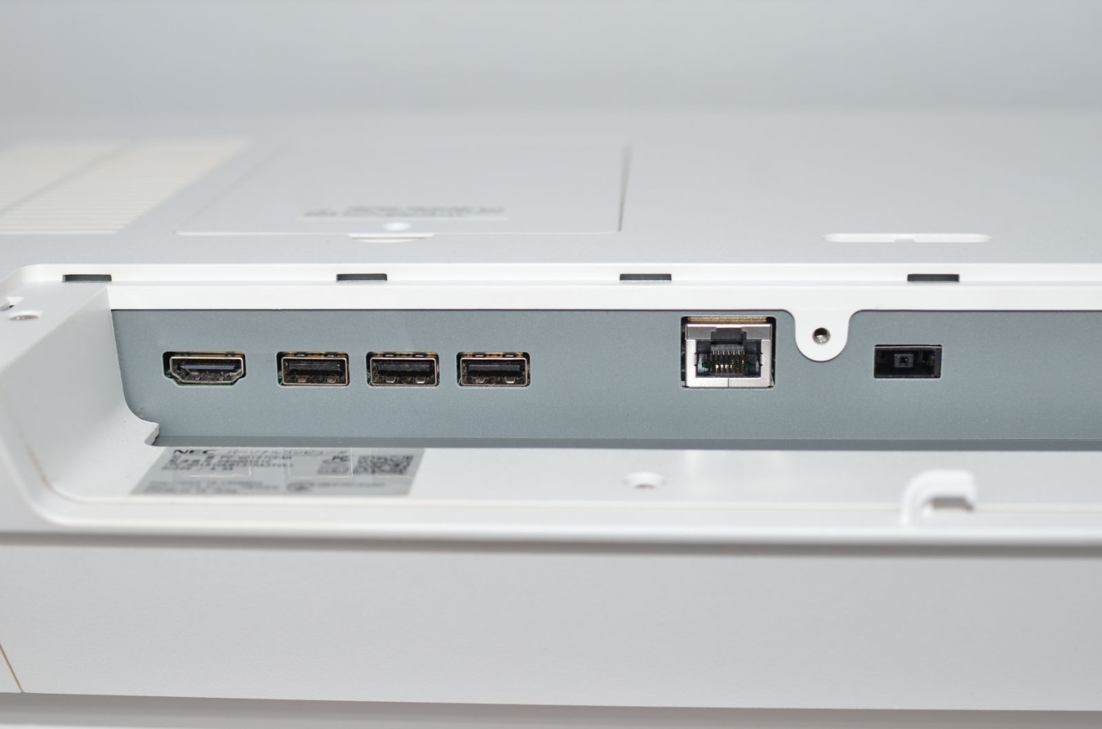 NEC PC-GD187CEAH Core i7-10510U/爆速SSD1TB