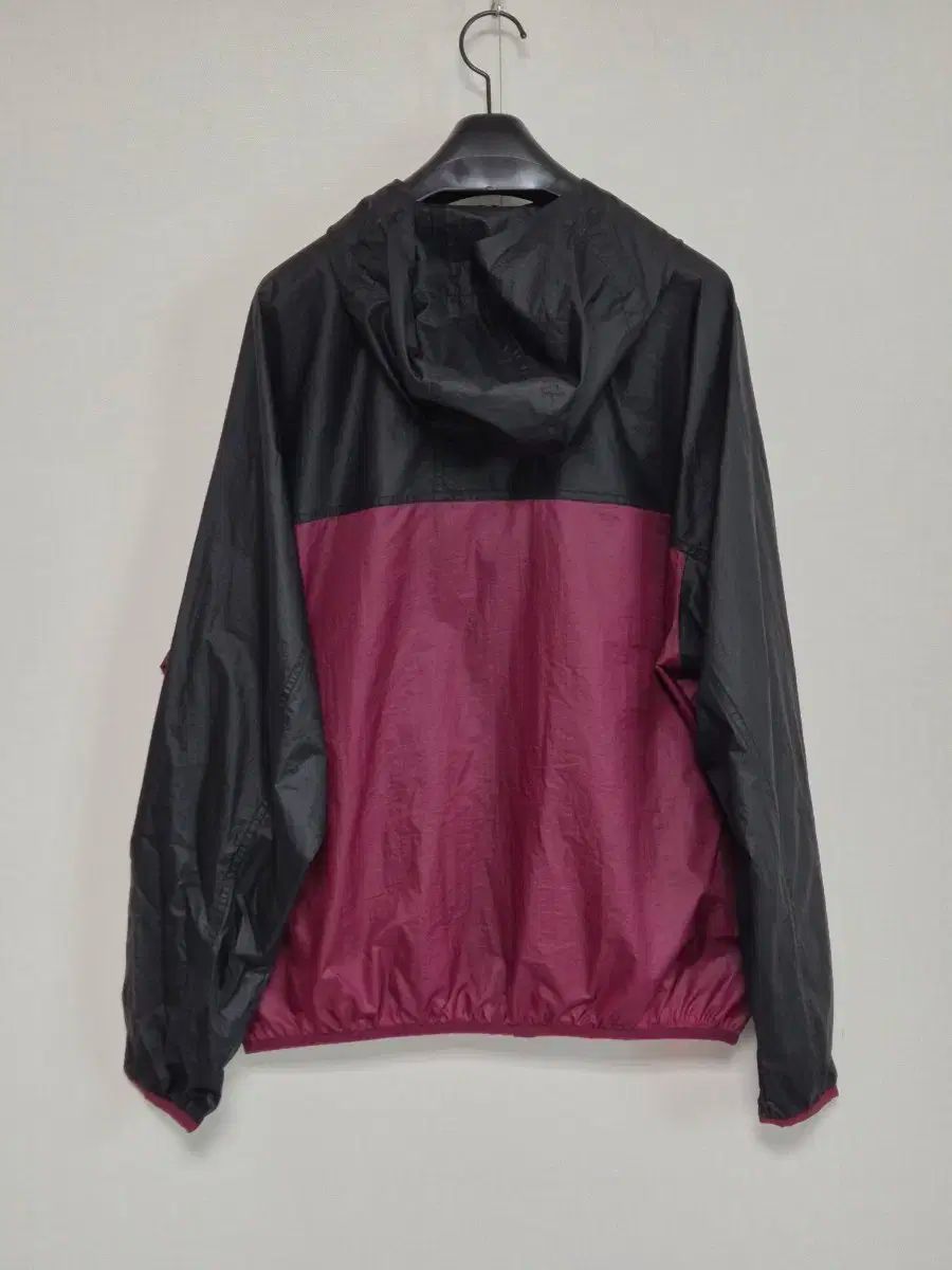 NIKE ナイキ ACG ライトウェイト 軽量 フード ウィンドブレーカー L