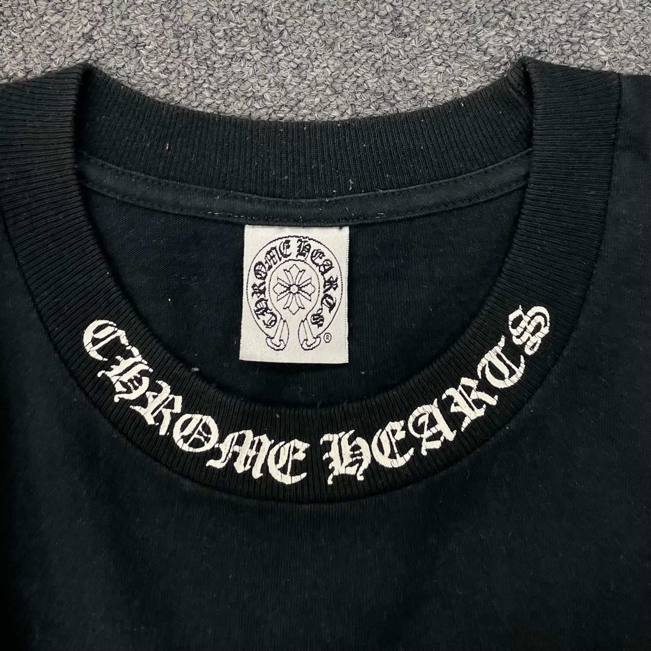 マリブ限定 希少 CHROME HEARTS ネック プリント ホースシュー 胸