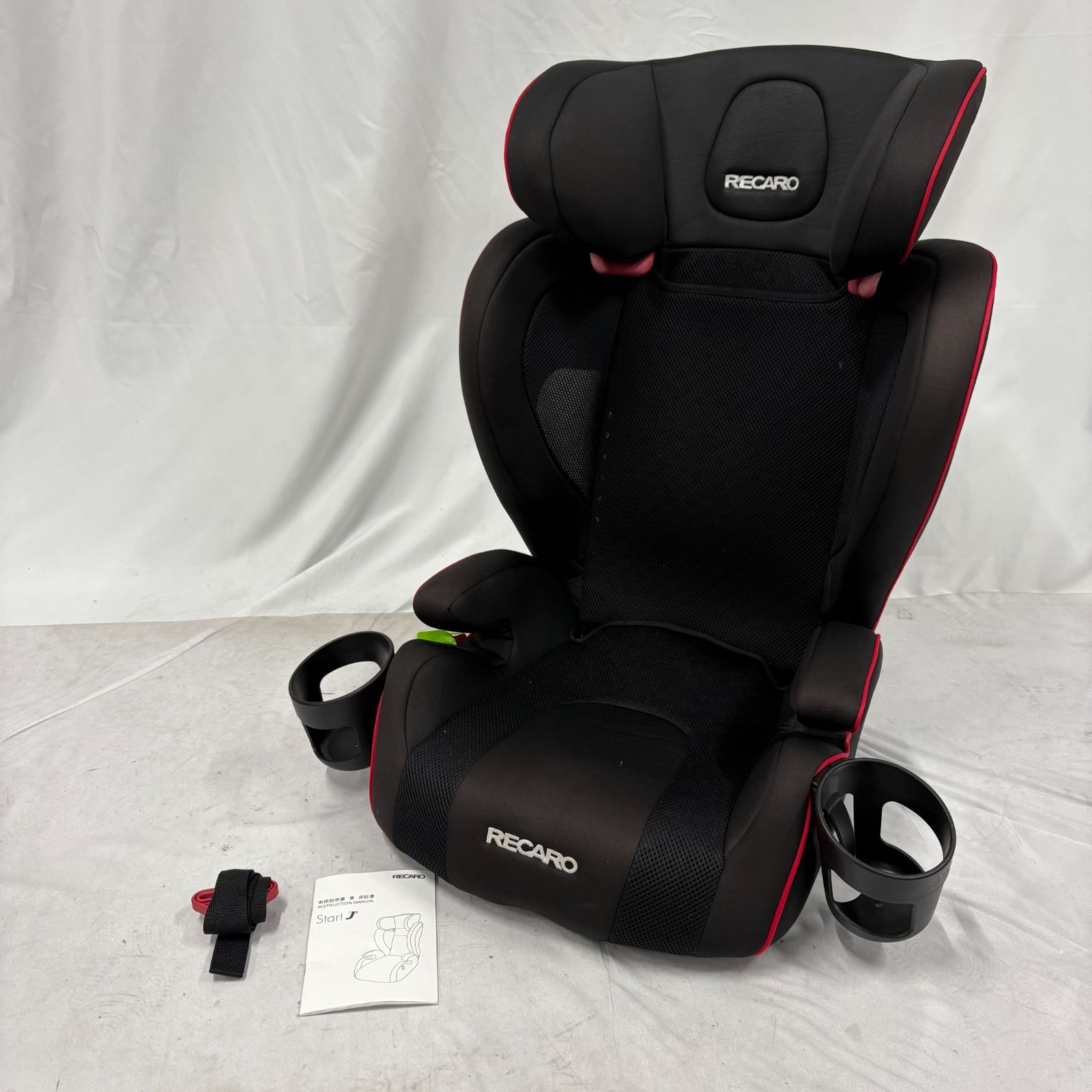 RECARO ジュニアシート ブラック カップホルダー付き RECARO ジュニアシート ブラック カップホルダー付説明書付