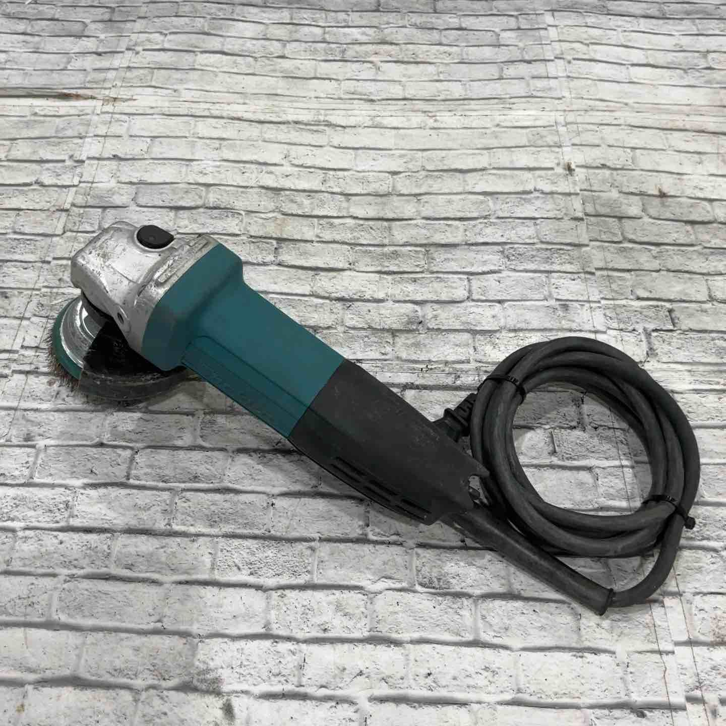 マキタ makita 100mmディスクグラインダー GA4031 川口店
