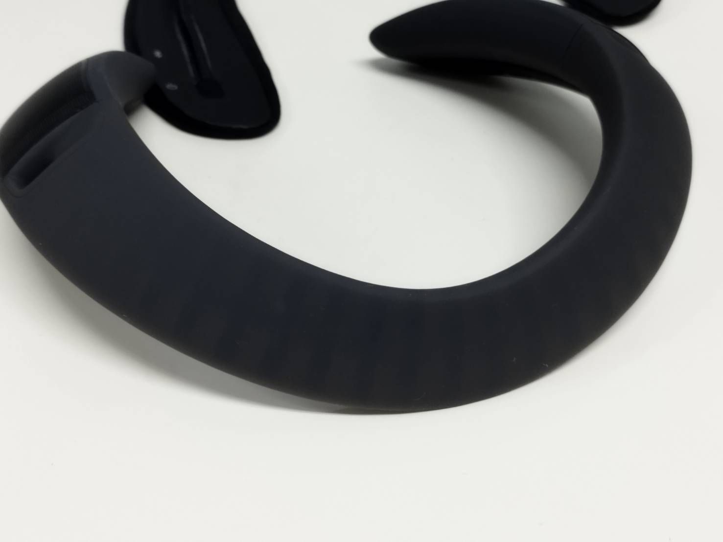 BOSE SOUNDWEAR COMPANION SPEAKER ネックスピーカー (422914