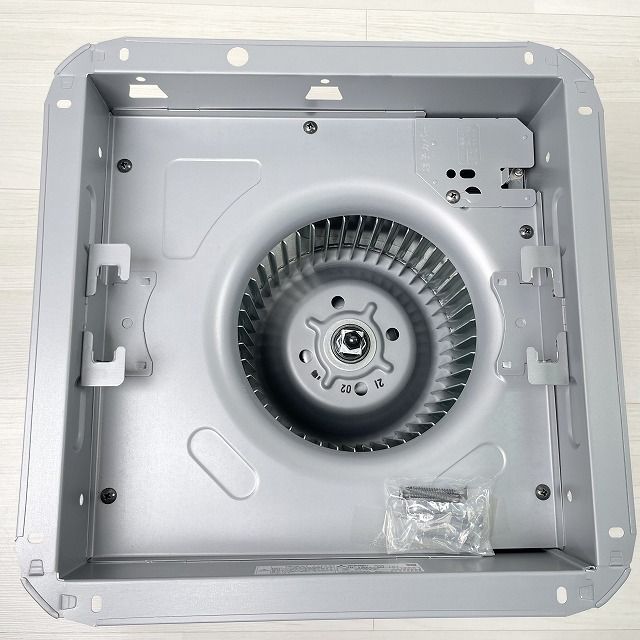 VD-18Z4-SW ダクト用換気扇 22年製 三菱電機 【未使用 開封品