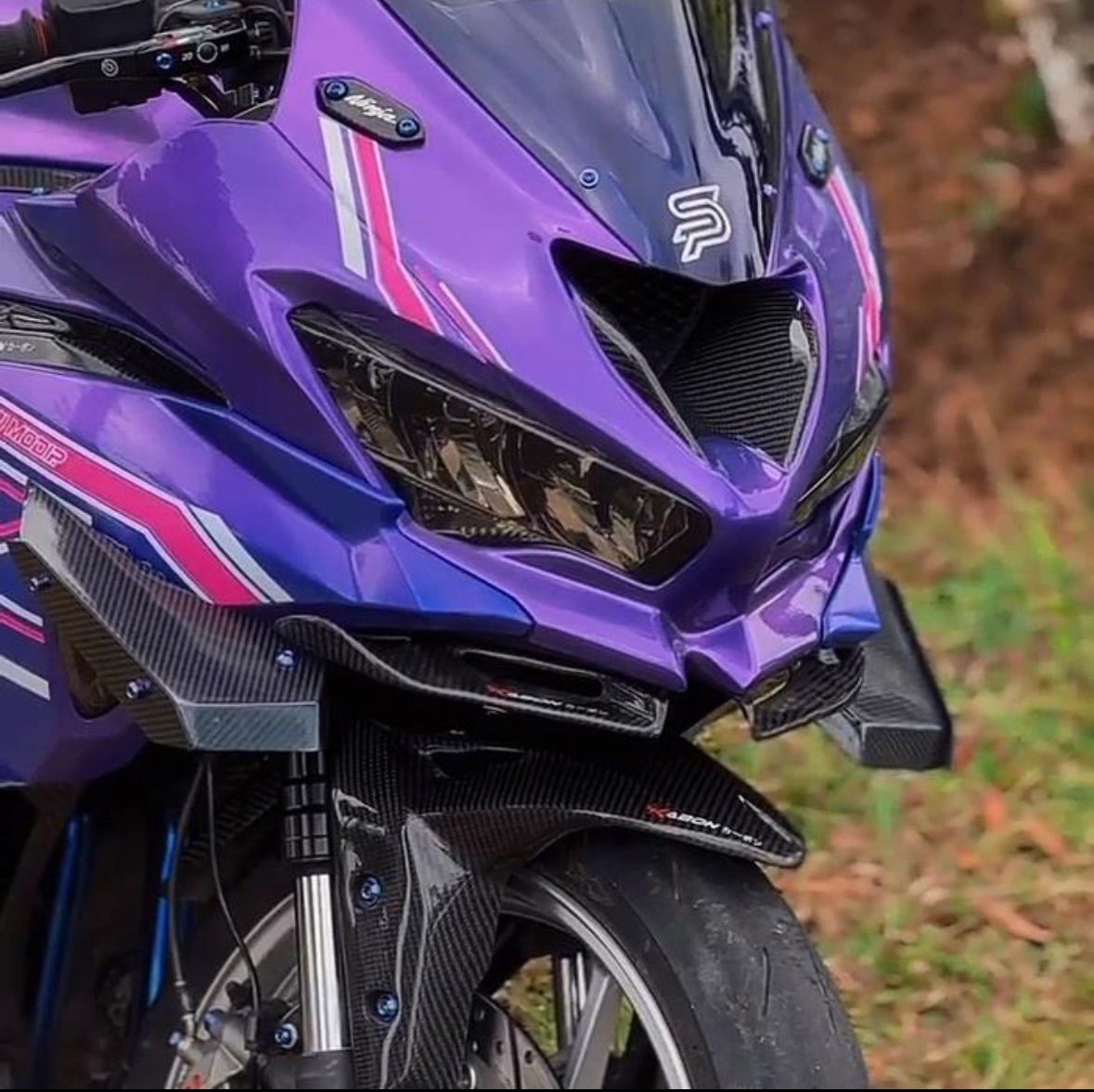 ZX25R|ZX4R カーボンサイドウイングレット 受注製造