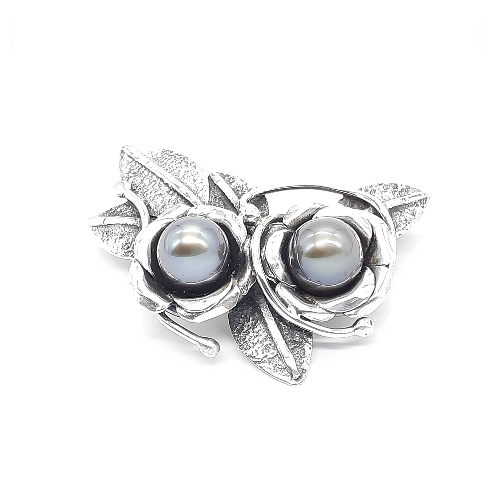 BèBè工房 べべ ブローチ ハンドメイドジュエリー SILVER