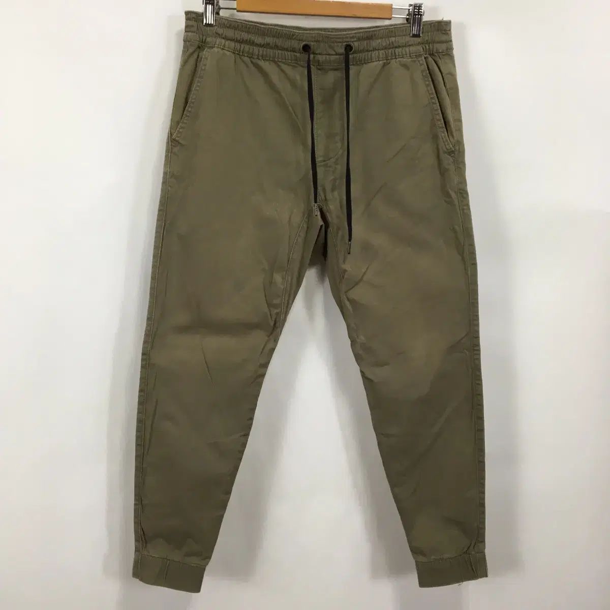 【雷市場（ポンジャン）商品韓国直送】 Hollister(ホリスター) ゴム ジョガーパンツ 30 インチ