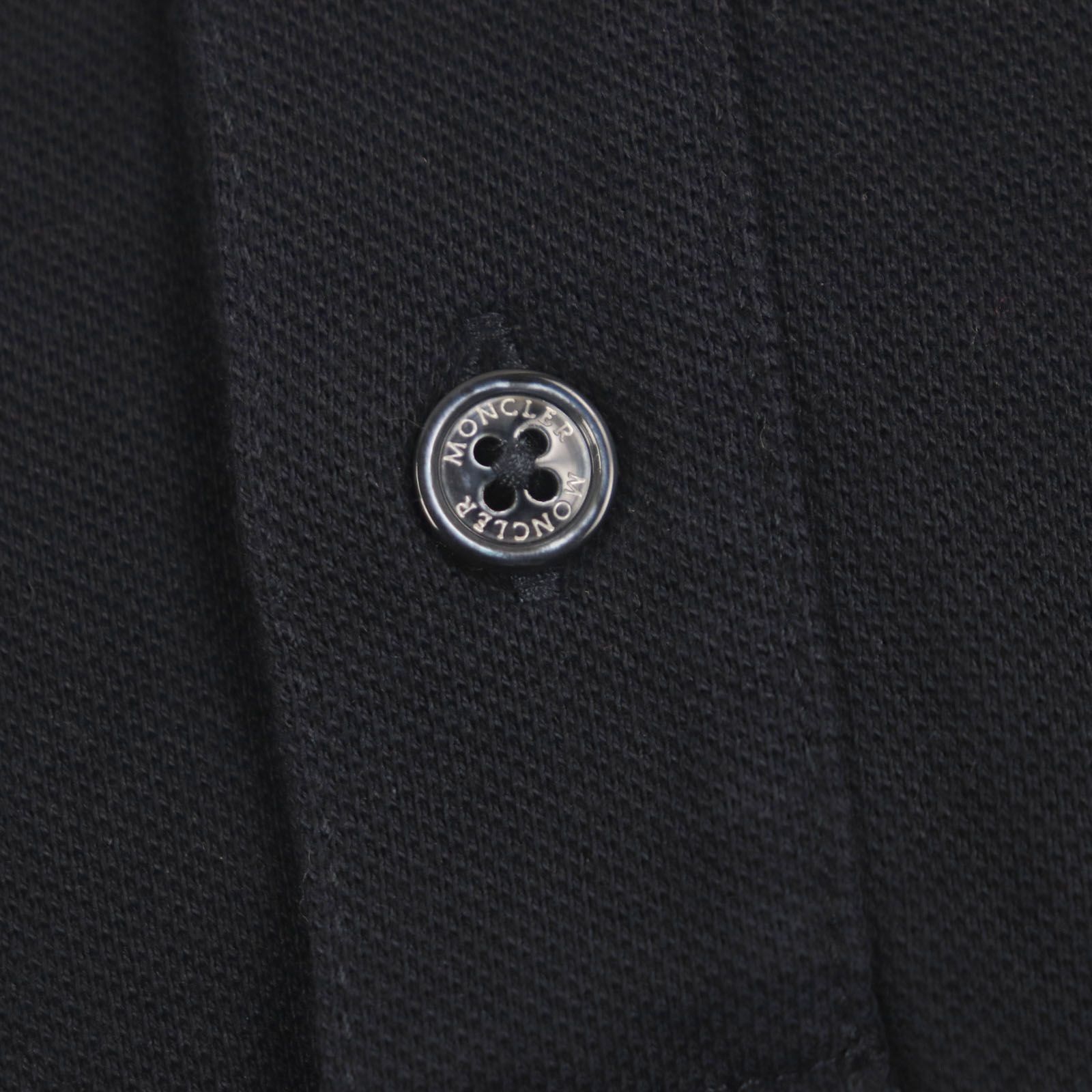 ■ 46170★モンクレール ポロシャツ メンズ XL ネイビー　ワッペン MONCLER ライン入り ポロシャツ ロゴワッペン ネイビー系 140cm