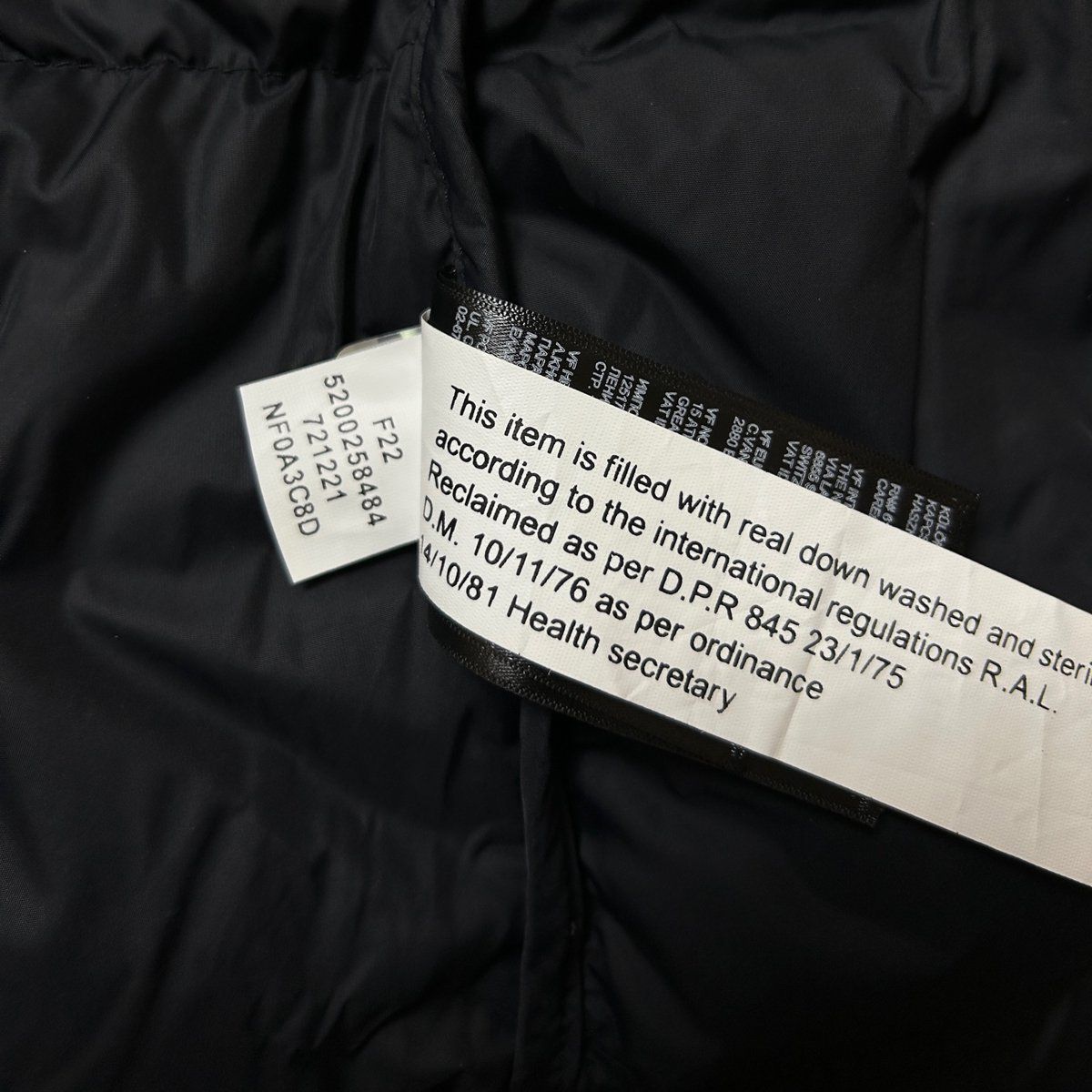 海外限定 THE NORTH FACE MENS 1996 RETRO NUPTSE JACKET R TNF